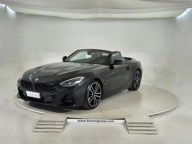BMW Z4 main image