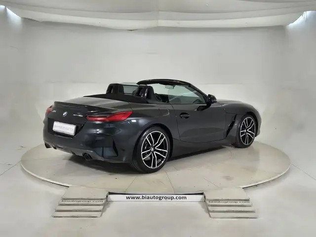 BMW Z4 view 5