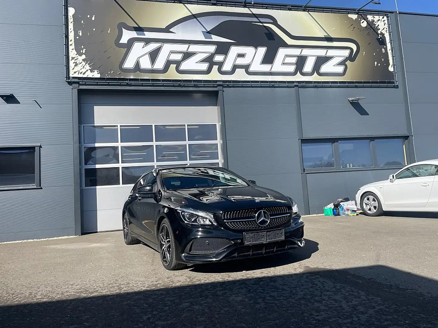 Mercedes-Benz CLA 200 d Shooting Brake Austria Ed: Aut. TEMP LED NAVI... Schwarz - 1