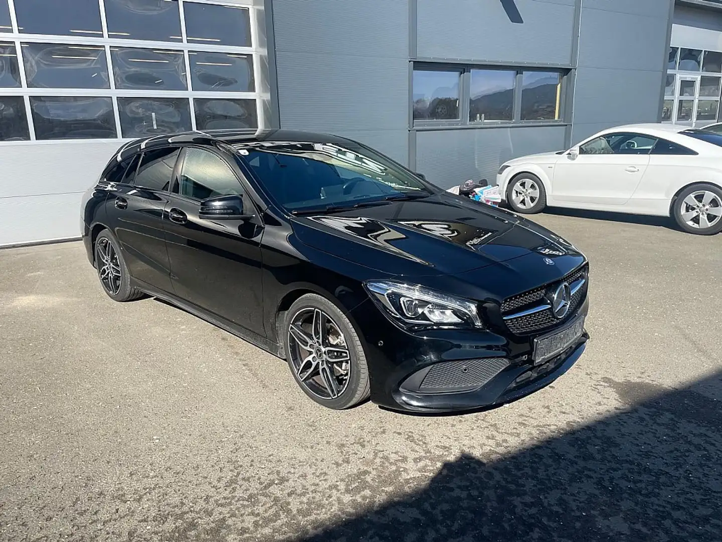 Mercedes-Benz CLA 200 d Shooting Brake Austria Ed: Aut. TEMP LED NAVI... Schwarz - 2