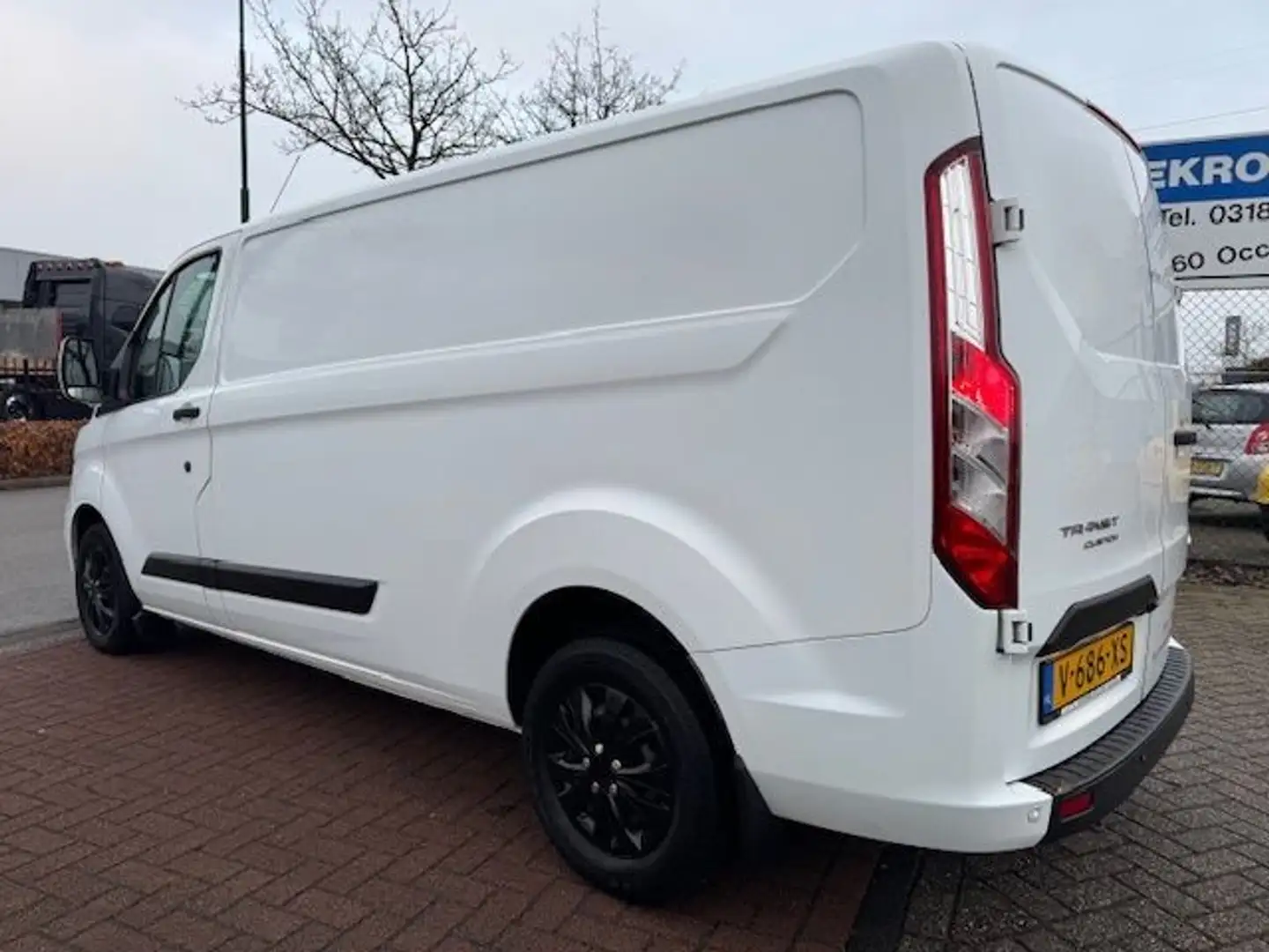 Ford Transit Custom 300 2.0 TDCI 130pk L2 H1 Trend 3Zits Euro6 173.000 Blanc - 2