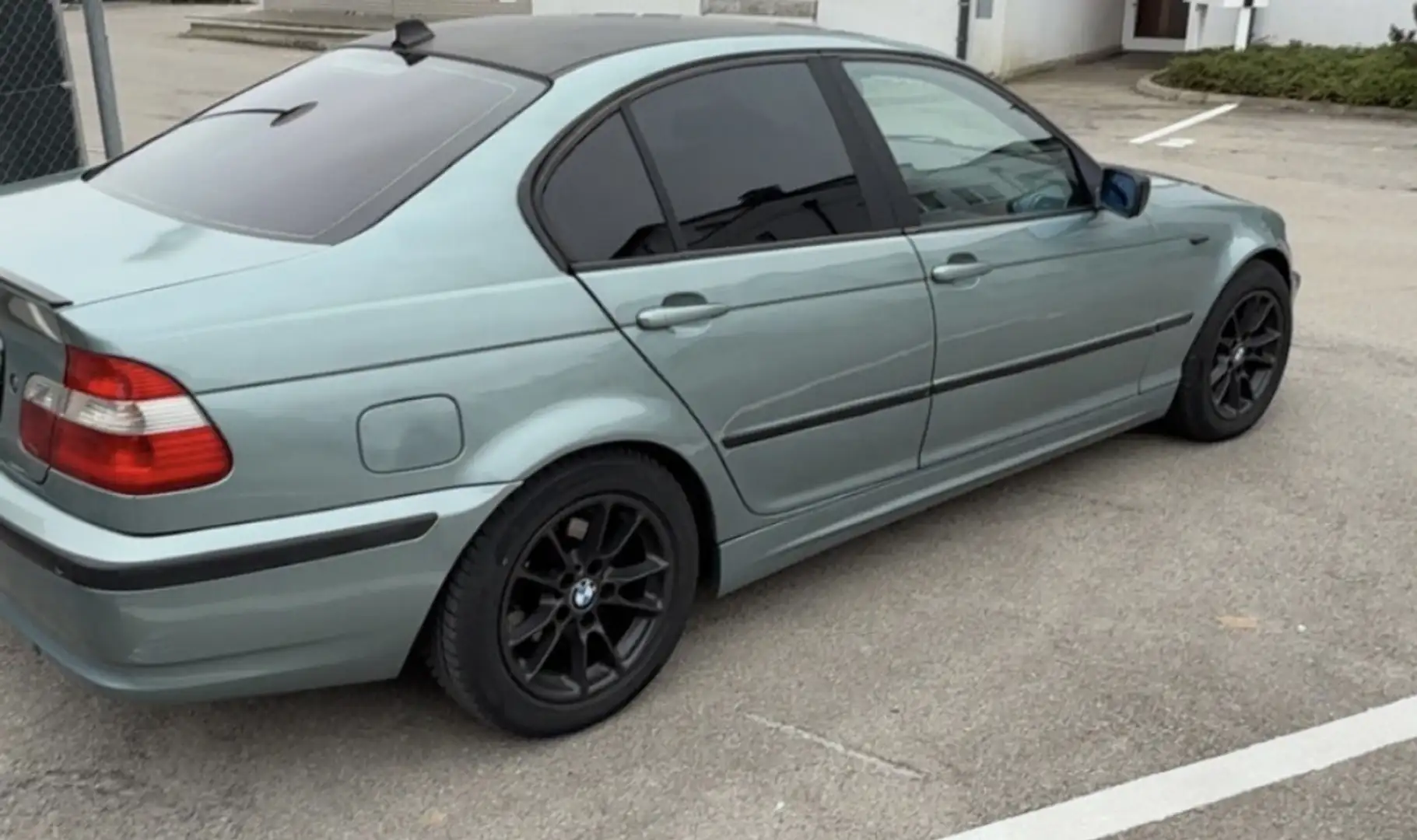 BMW 318 318d Österreich-Paket - 2