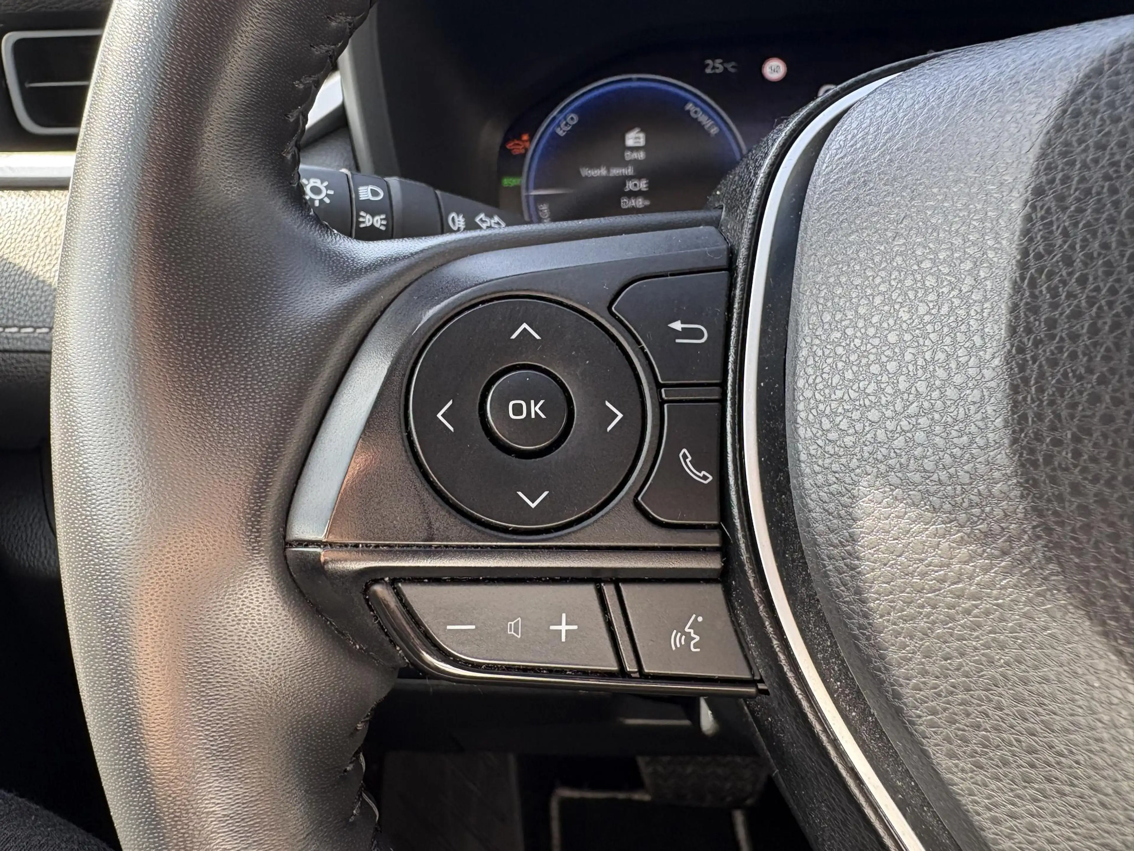 Toyota RAV 4 2.5 HYBRID AWD EXECUTIVE TREKHAAK BLIND-SPOT STOEL — photo 26