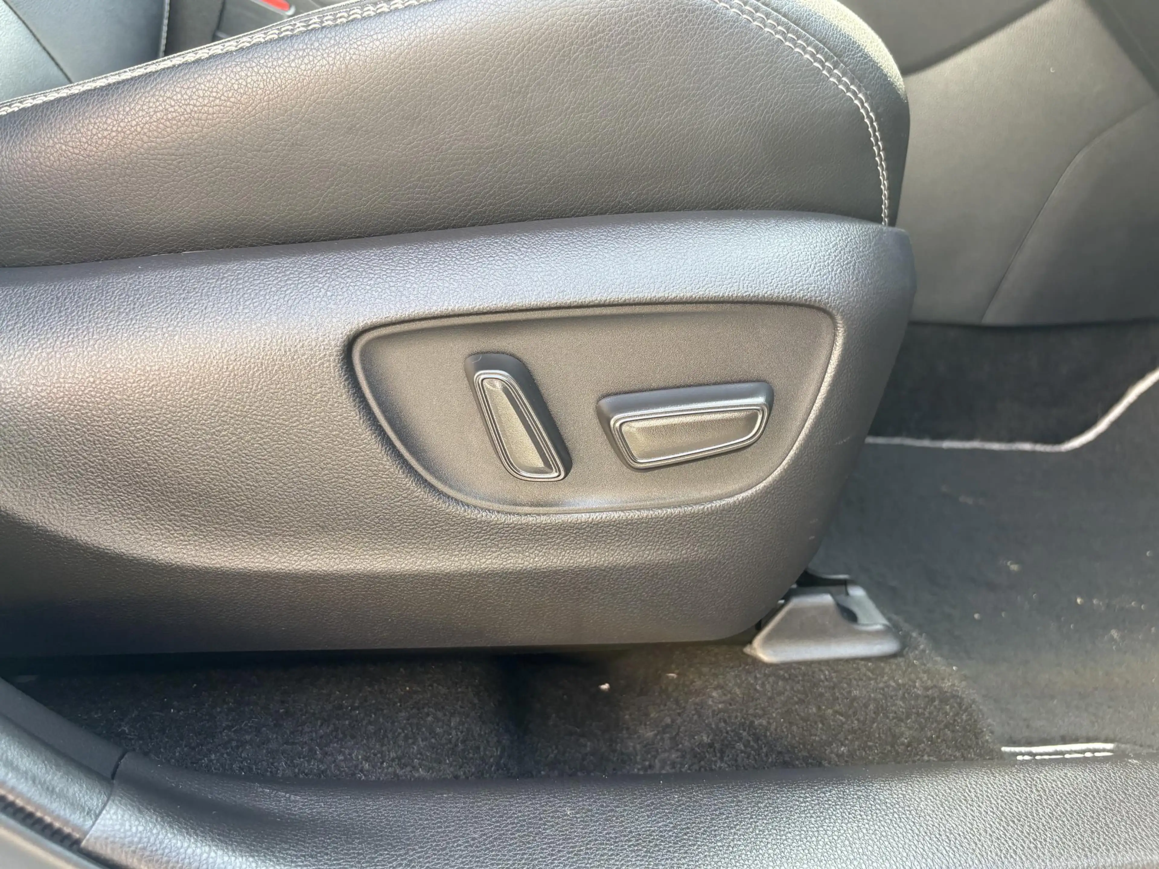 Toyota RAV 4 2.5 HYBRID AWD EXECUTIVE TREKHAAK BLIND-SPOT STOEL — photo 18