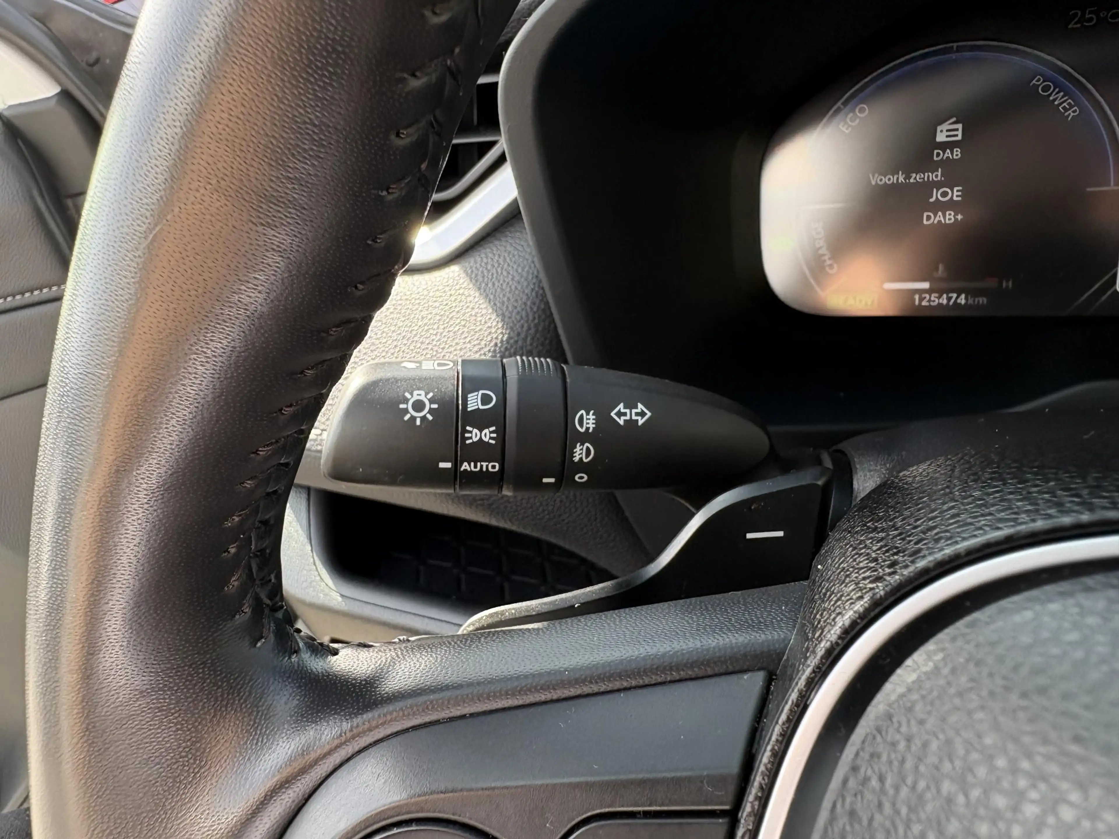 Toyota RAV 4 2.5 HYBRID AWD EXECUTIVE TREKHAAK BLIND-SPOT STOEL — photo 28