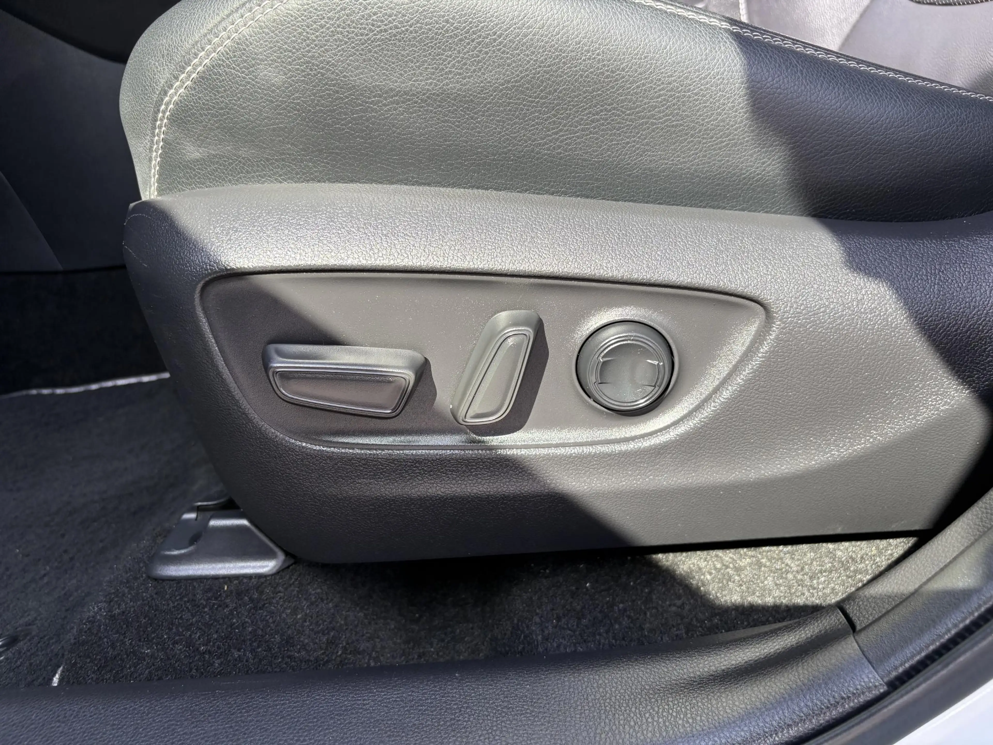 Toyota RAV 4 2.5 HYBRID AWD EXECUTIVE TREKHAAK BLIND-SPOT STOEL — photo 15