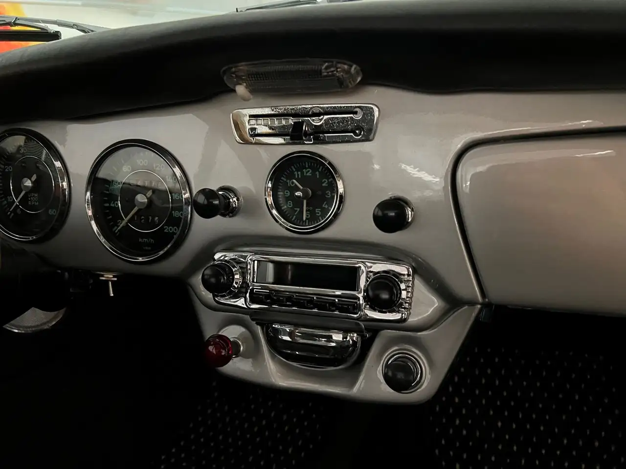 Porsche 356 C - original Schiebedach / Matching Numbers, foto 8