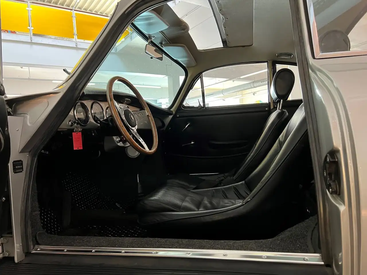 Porsche 356 C - original Schiebedach / Matching Numbers, foto 10