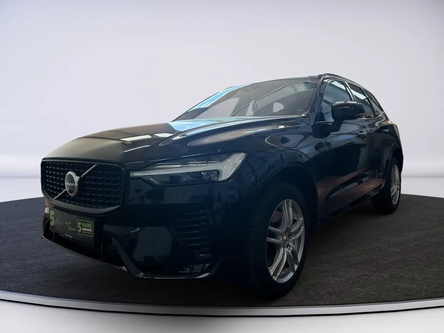 Volvo XC60 B4 Plus Dark +LED+Winter+360° Schwarz - 2