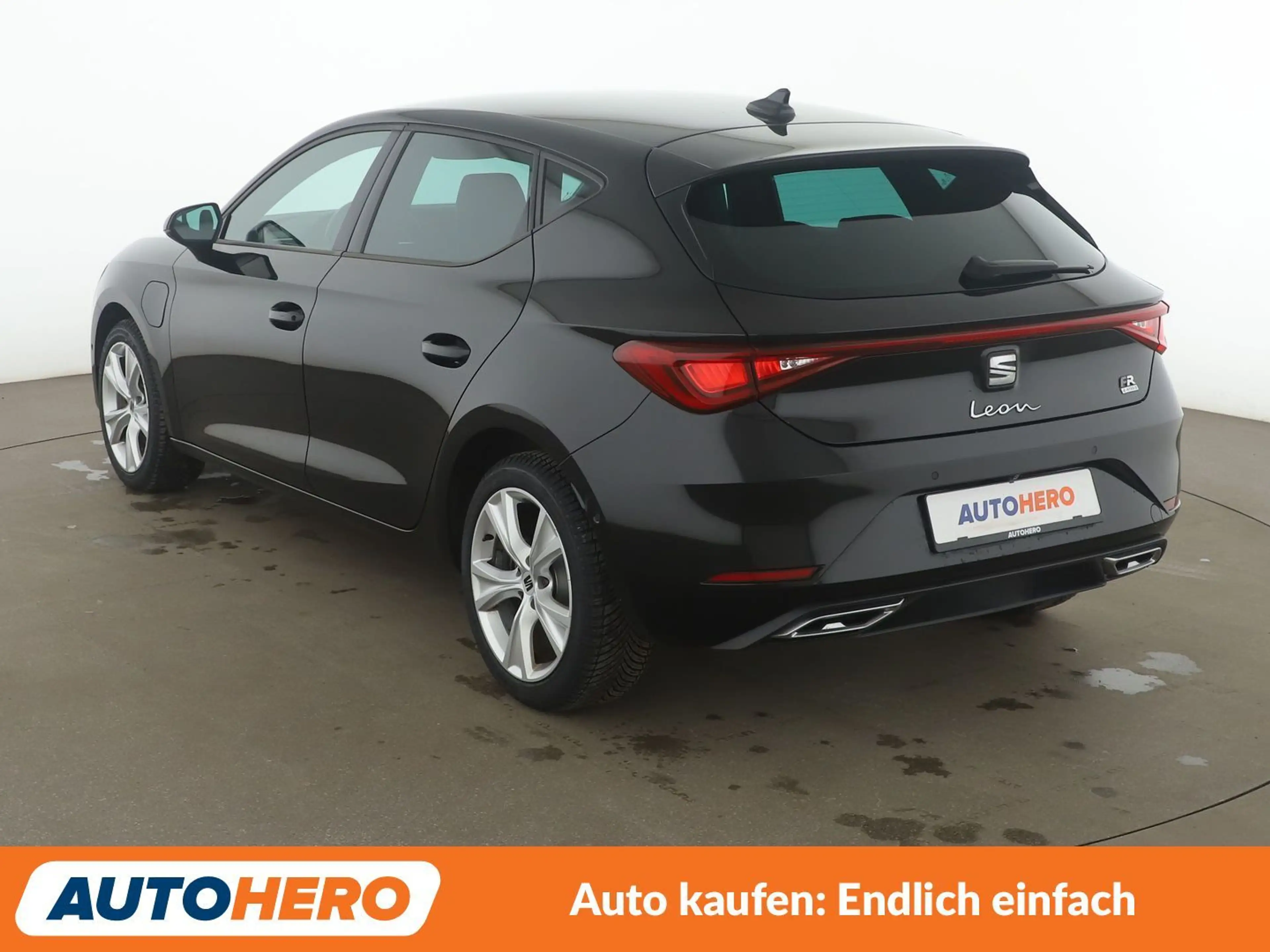 SEAT Leon e-Hybrid 1.4 TSI e-HYBRID FR Aut.*NAVI*CAM*LED*ACC*PDC*SHZ* — photo 4