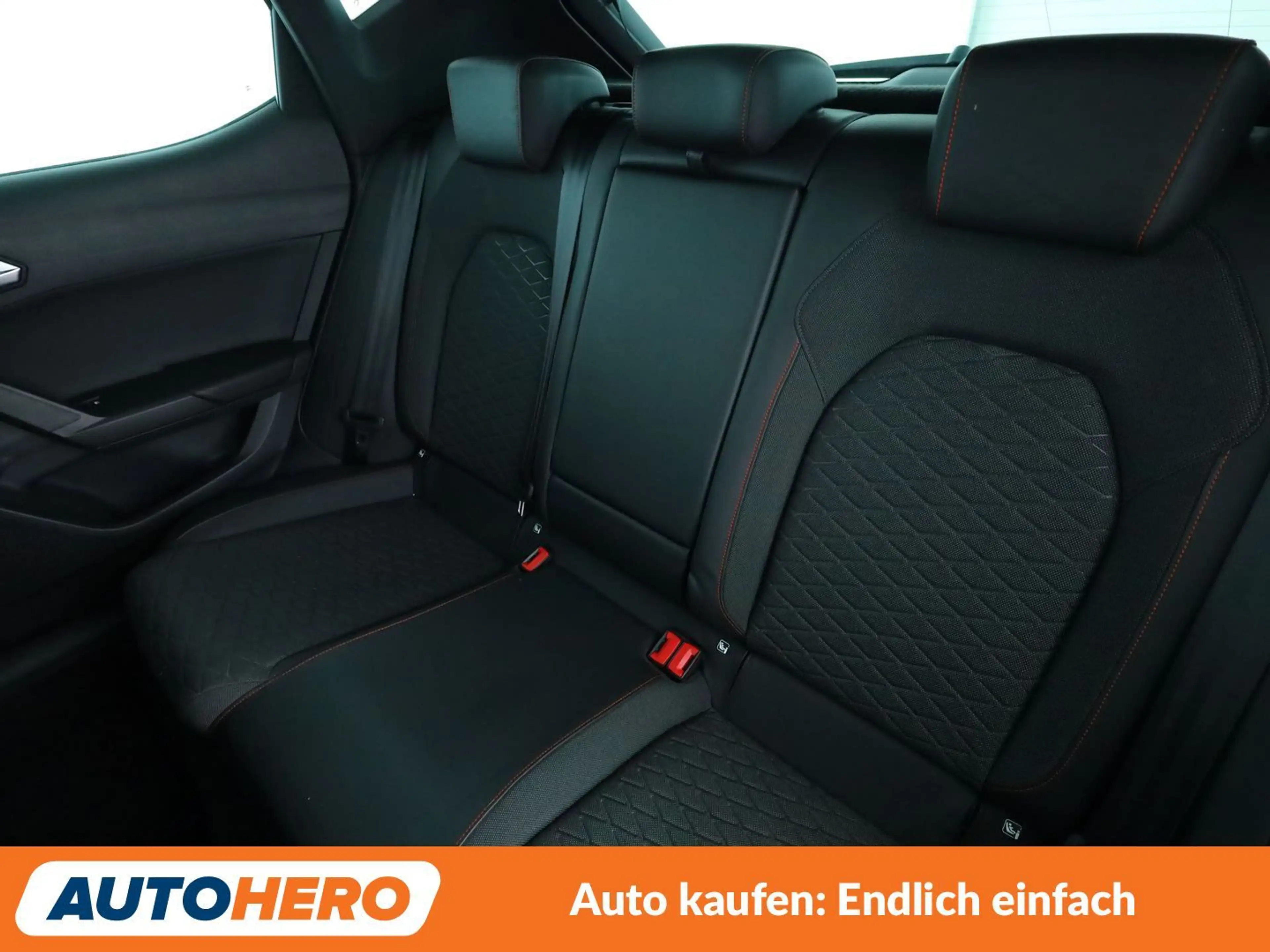 SEAT Leon e-Hybrid 1.4 TSI e-HYBRID FR Aut.*NAVI*CAM*LED*ACC*PDC*SHZ* — photo 14