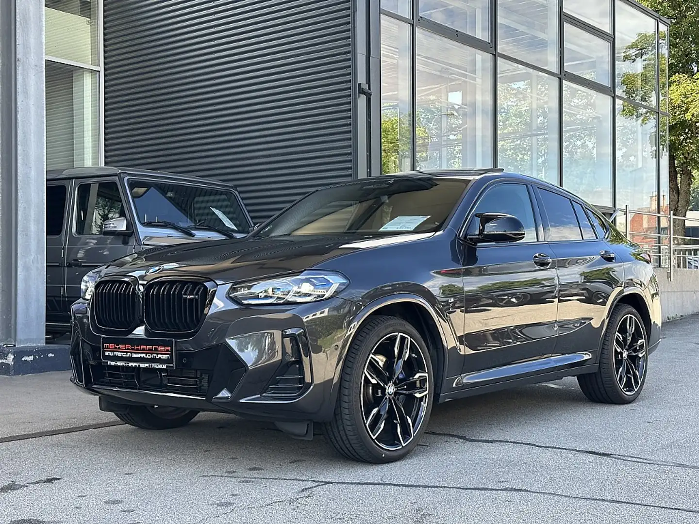 BMW X4 40i Aut. / AHK / LKHZ / Head Up / Pano / Laser ... Grau - 2