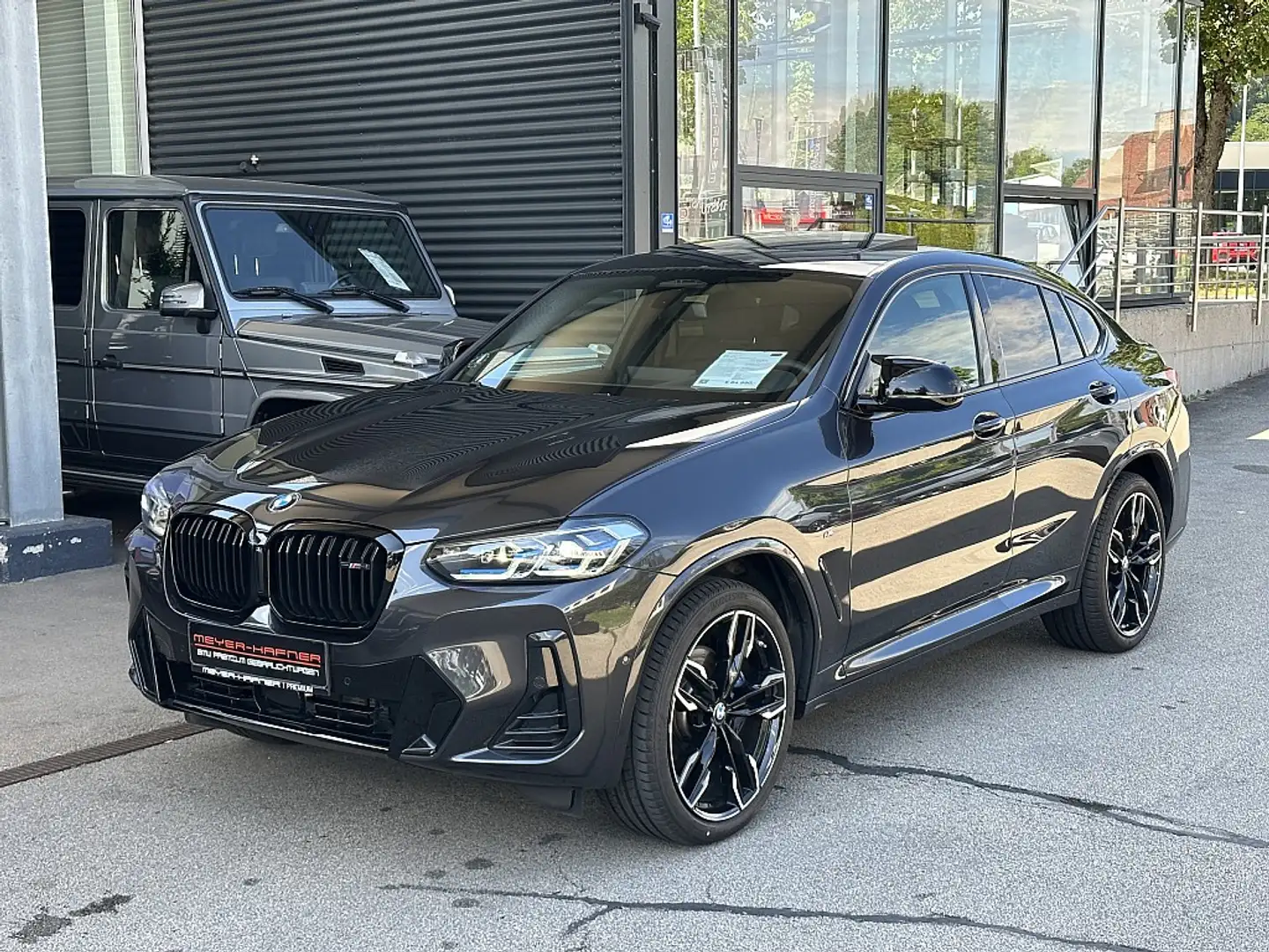 BMW X4 40i Aut. / AHK / LKHZ / Head Up / Pano / Laser ... Grau - 1