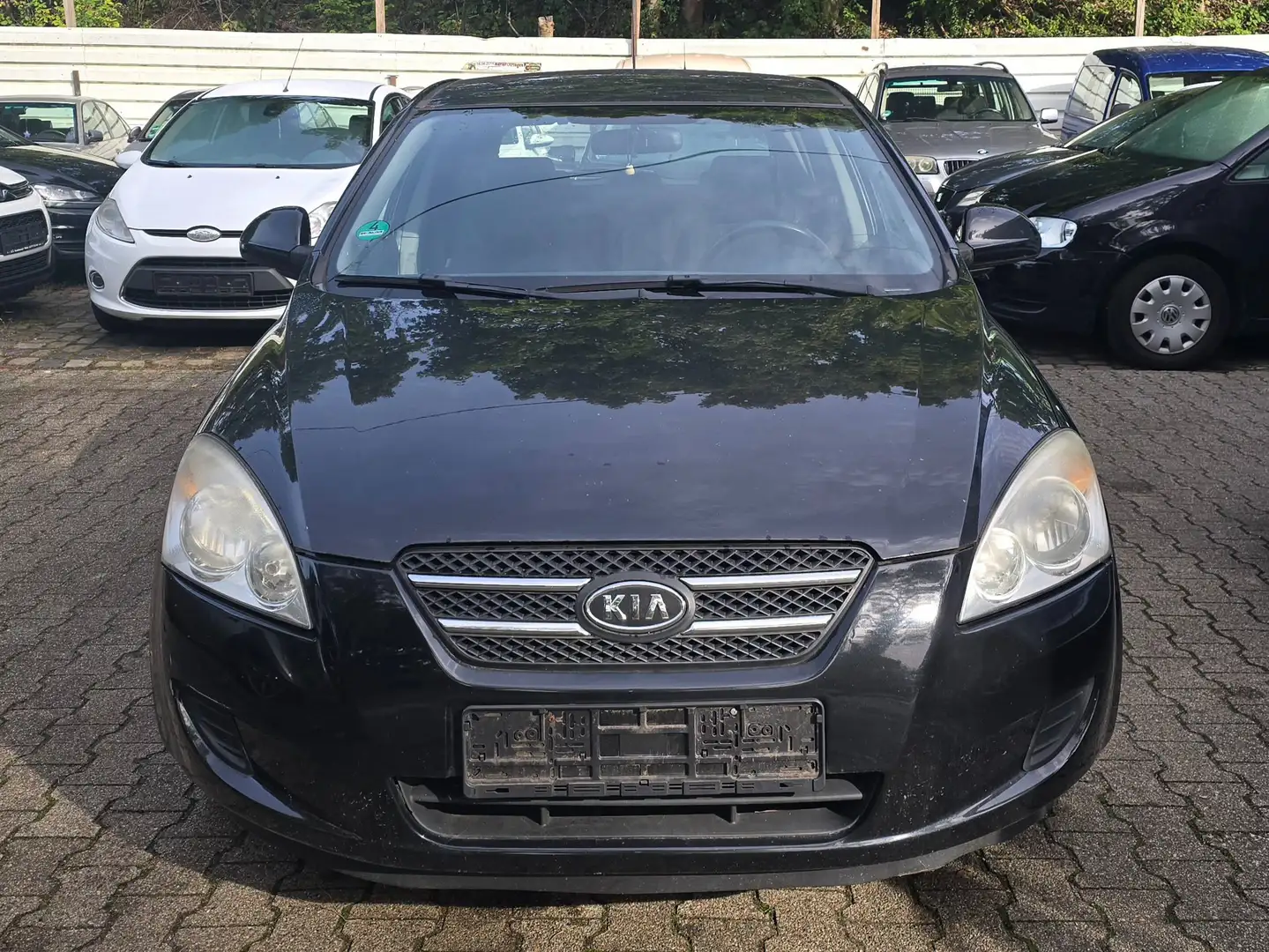 Kia Ceed / cee'd Basis,Klima, Euro 4. Schwarz - 2