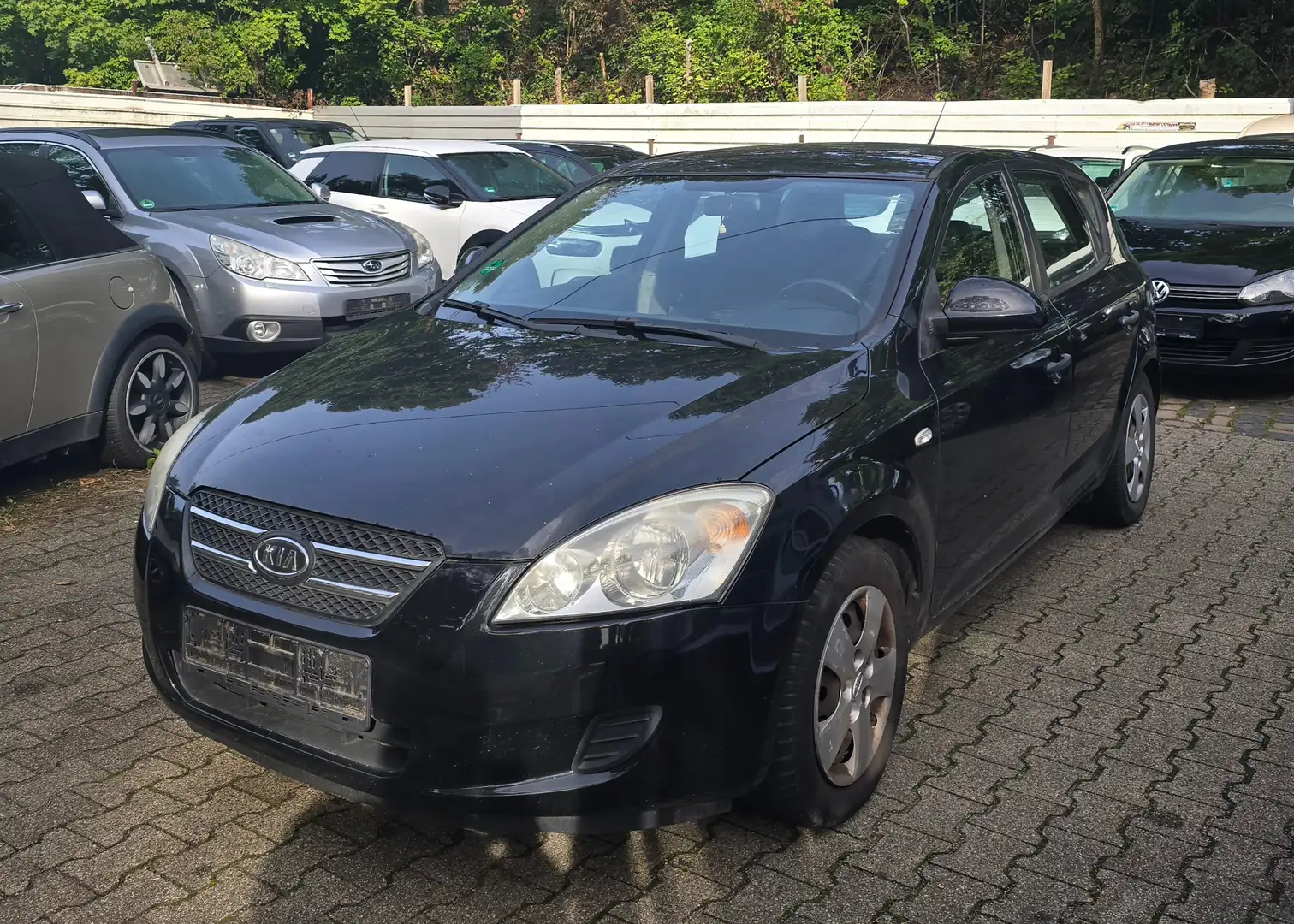 Kia Ceed / cee'd Basis,Klima, Euro 4. Schwarz - 1
