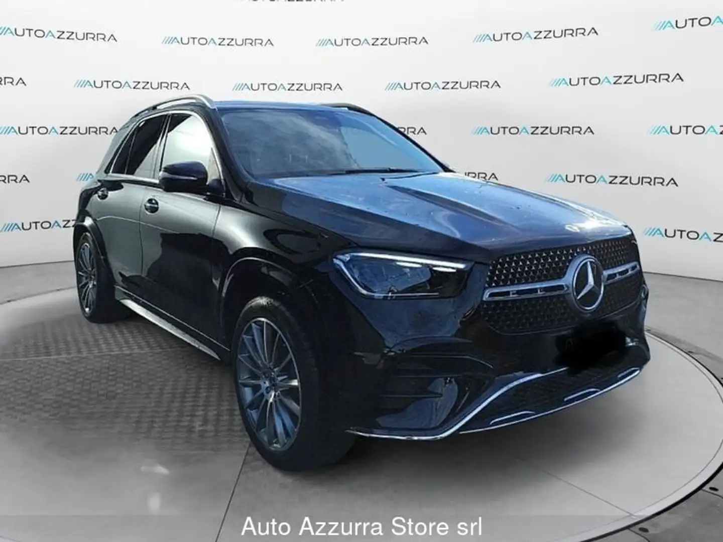 Mercedes-Benz GLE 300 300 d 4Matic Mild Hybrid AMG Line Premium Plus Černá - 2