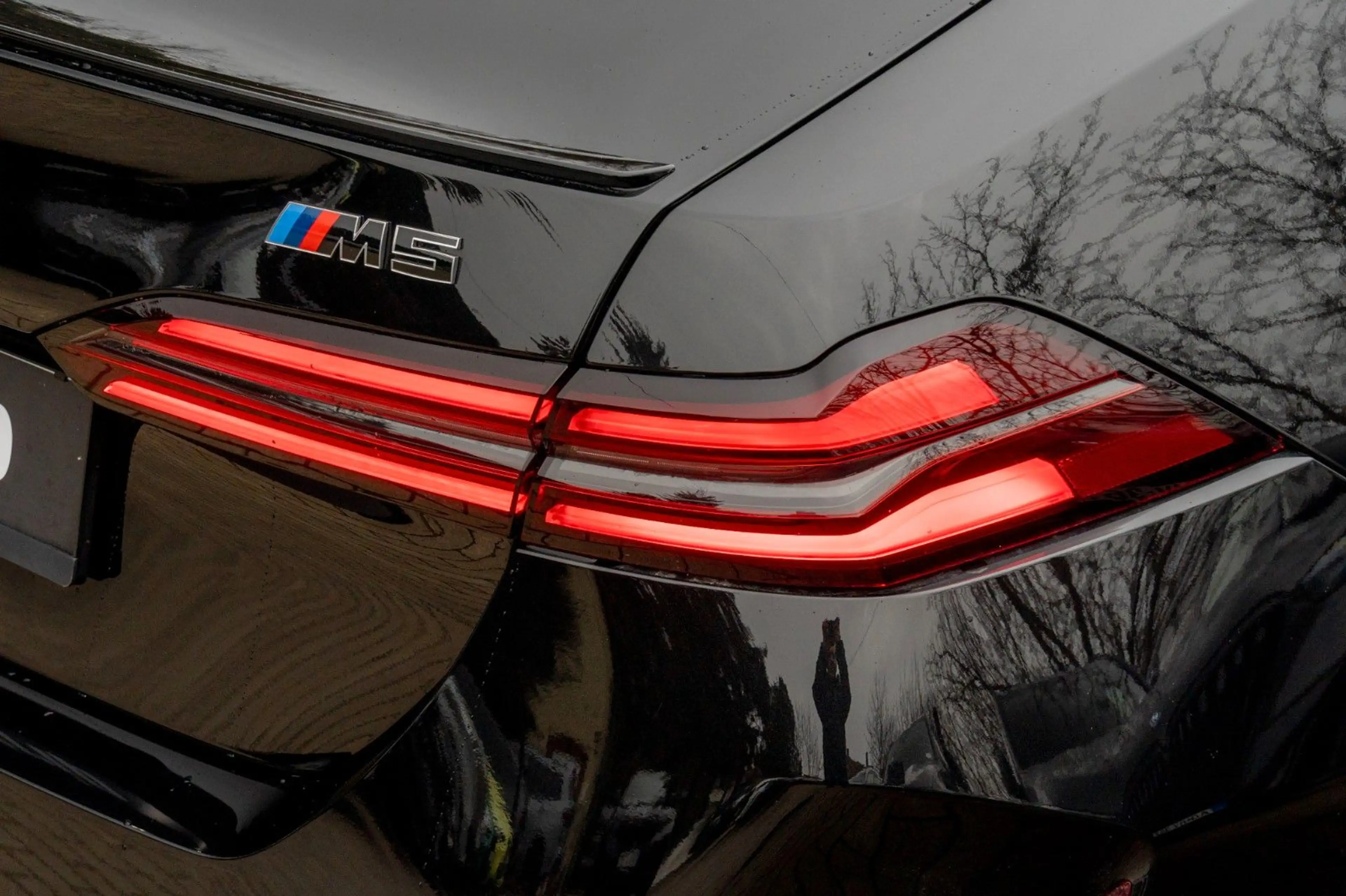 BMW M5 2026.DR.ASS.PLUS.PANO.360°.4ZONEN.LHZ.B&W.AHK — photo 7