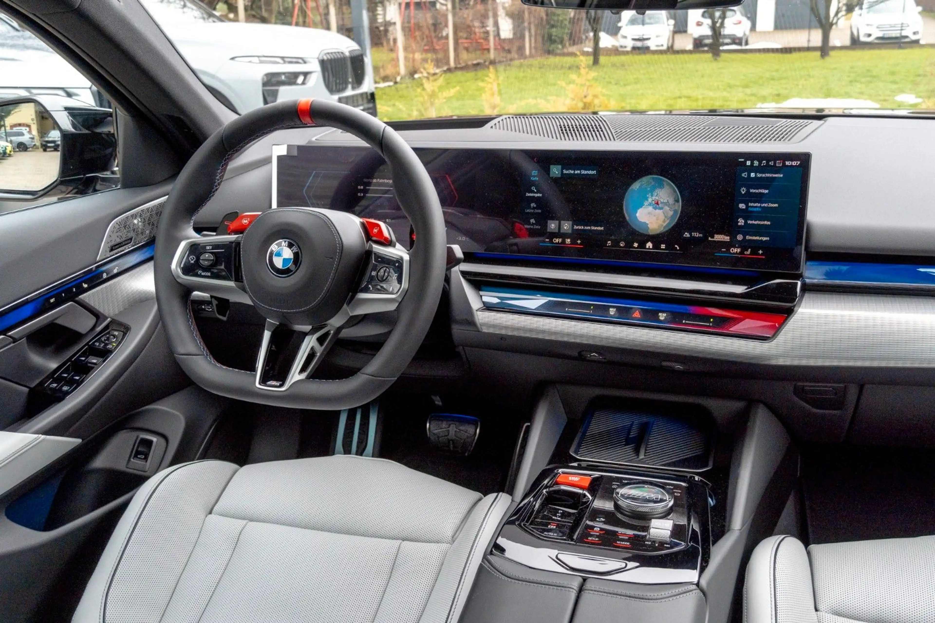 BMW M5 2026.DR.ASS.PLUS.PANO.360°.4ZONEN.LHZ.B&W.AHK — photo 15