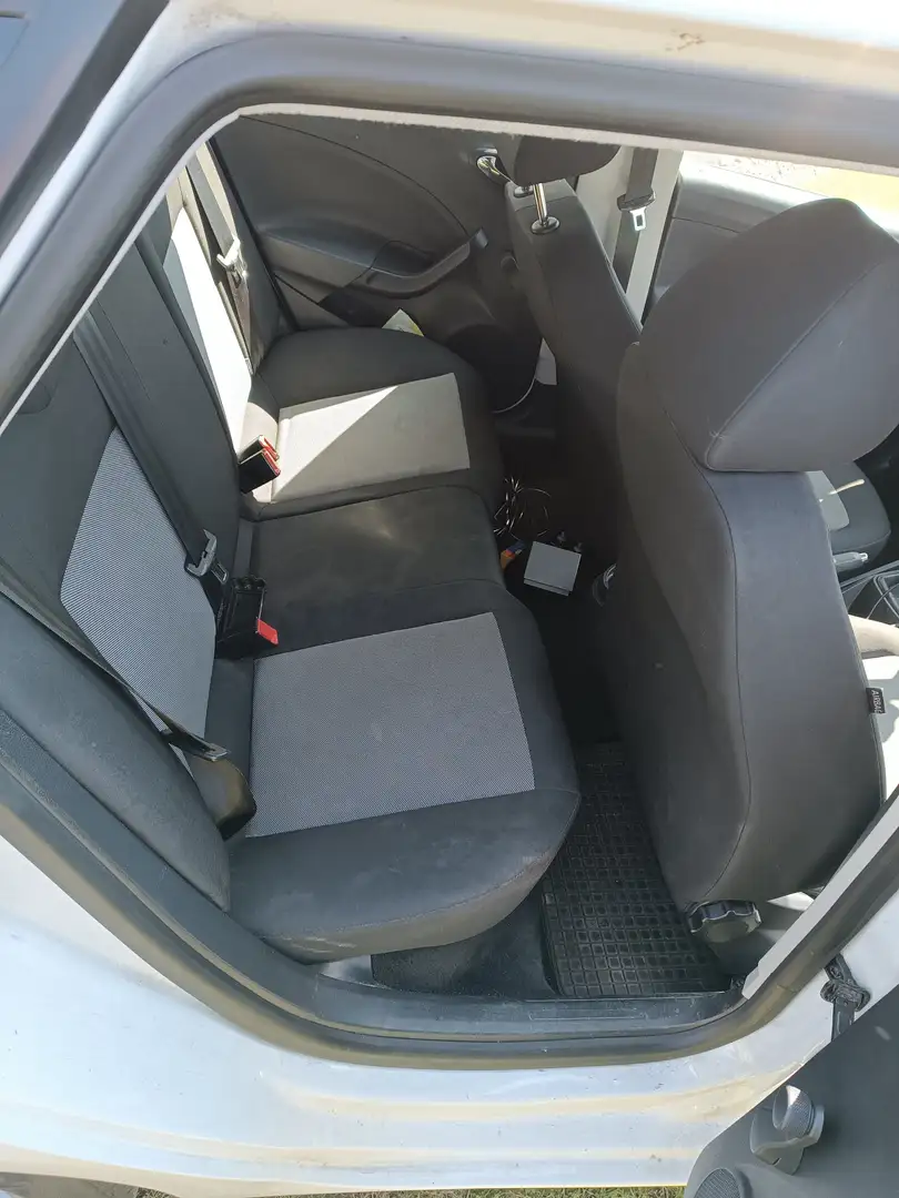 SEAT Ibiza Ibiza ST Weiß - 1
