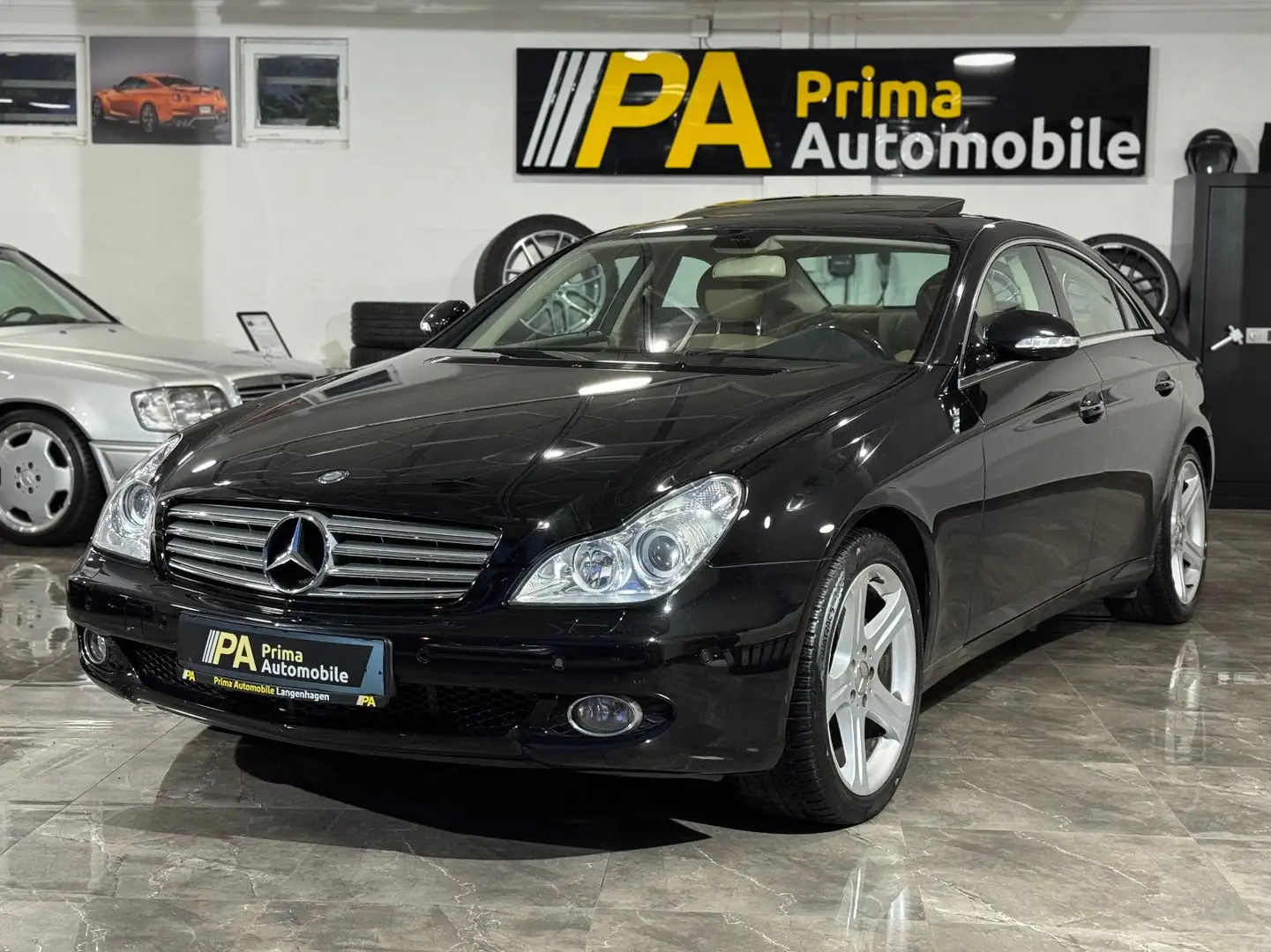 Mercedes-Benz CLS 500 2. Hand Harman/Kardon Sitzbelüft. Xenon Negru - 1
