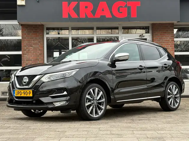 Nissan Qashqai Tekna + 1.3 DIG-T 140 pk - LED - Leder - Panoramad