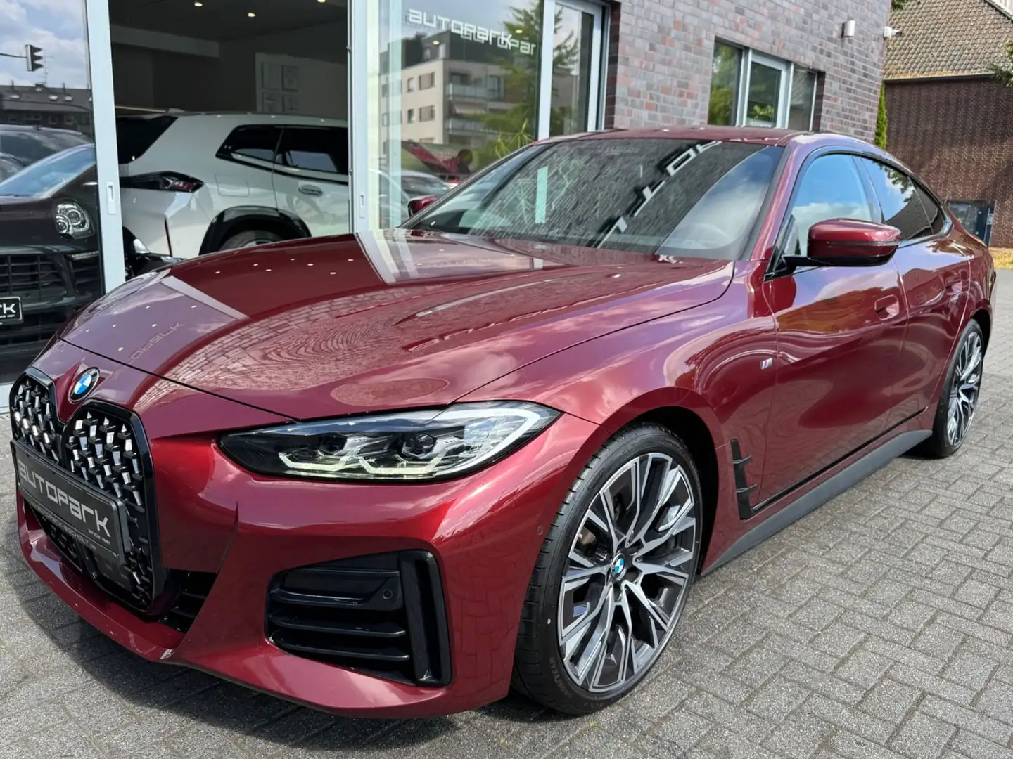 BMW 420 420dxDrive GranCoupe M Sport DAProf h/k HUD STHZ Червоний - 1