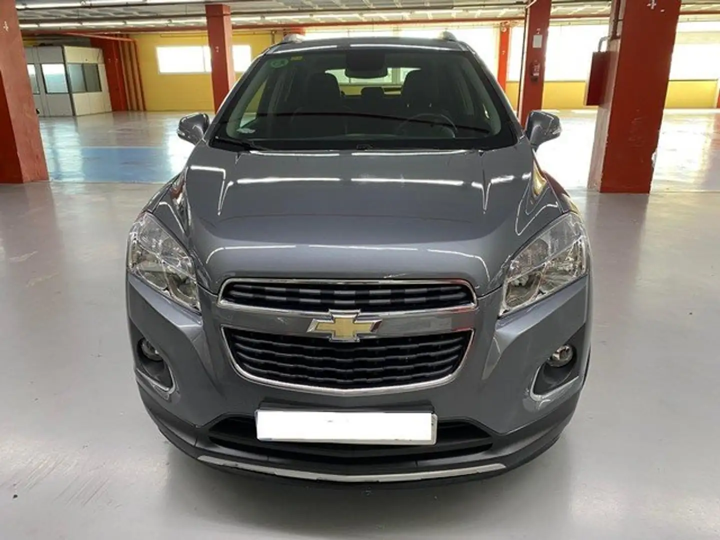 Chevrolet Trax 1.6 LT Gris - 2