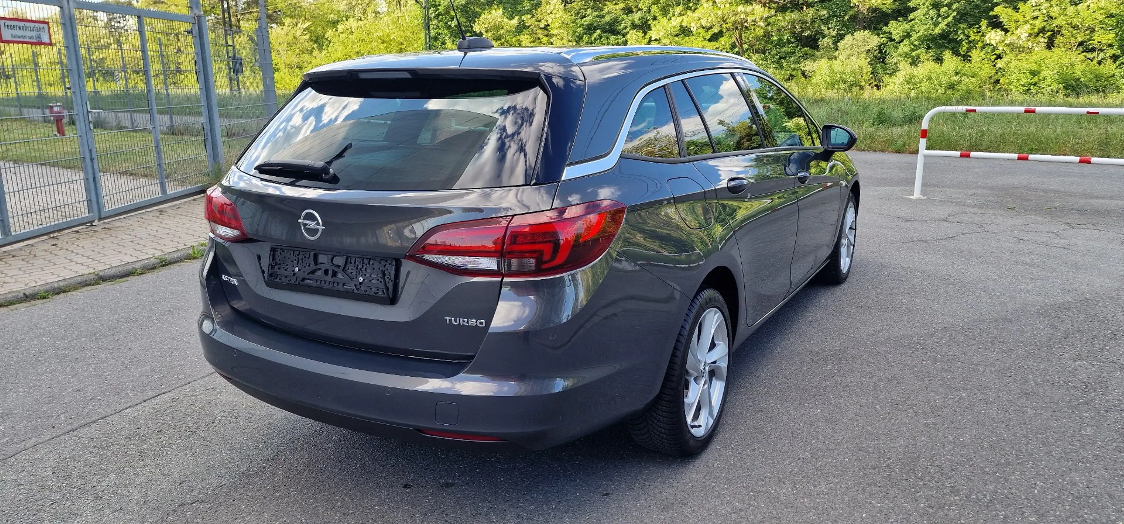 Opel Astra Sports Tourer+ Dynamic Start/Stop — photo 4