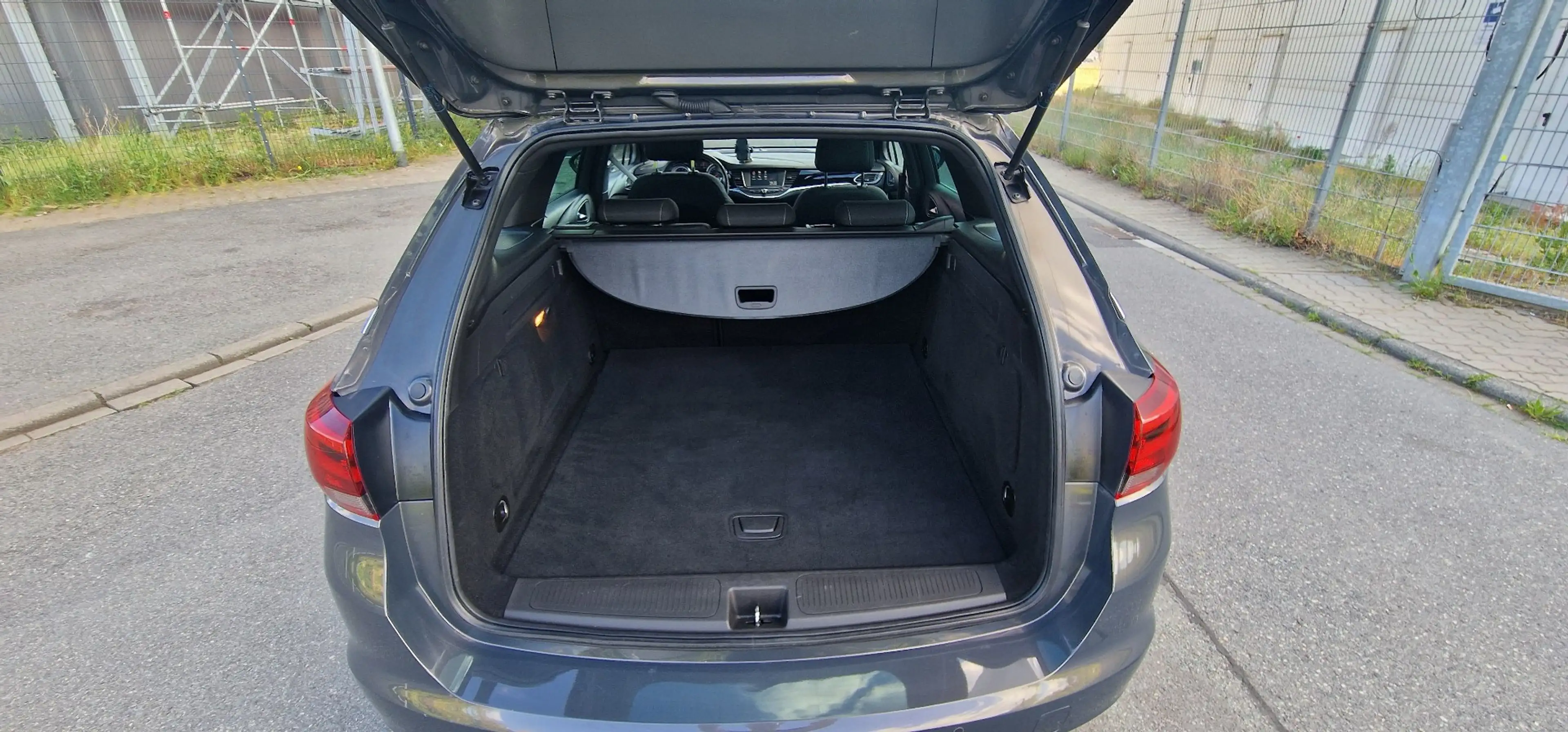Opel Astra Sports Tourer+ Dynamic Start/Stop — photo 11