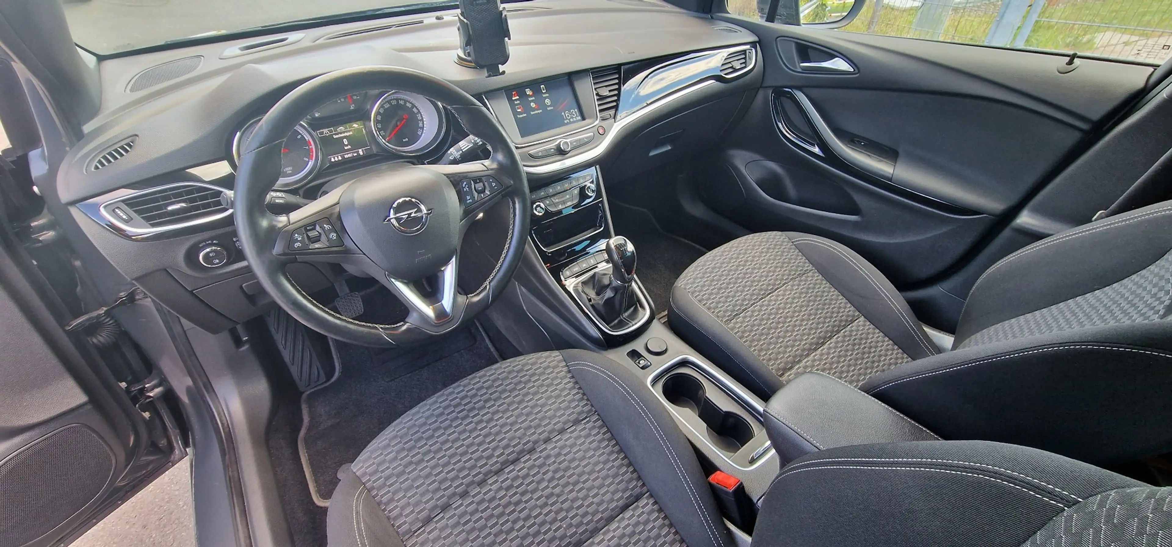 Opel Astra Sports Tourer+ Dynamic Start/Stop — photo 12