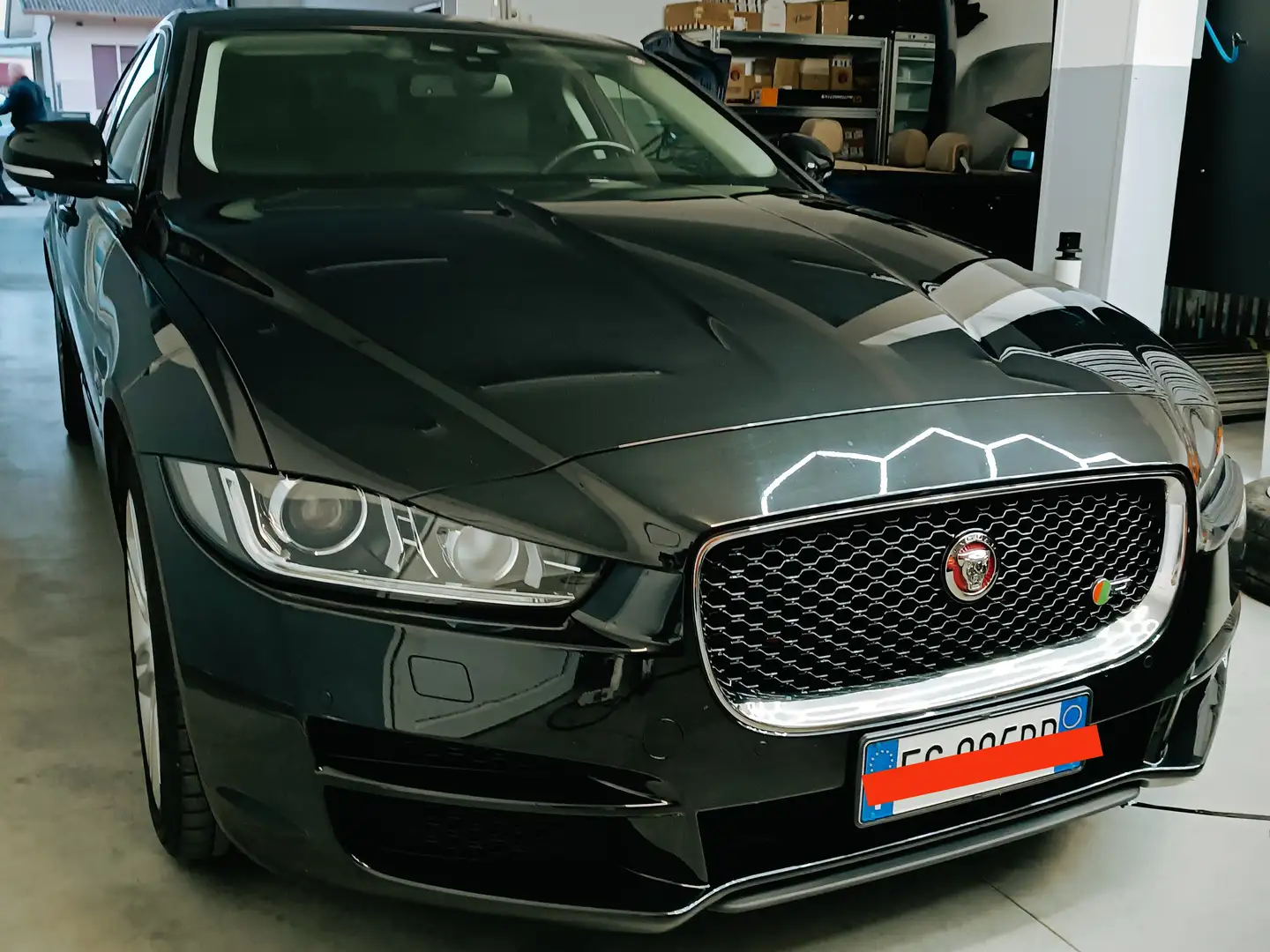 Jaguar XE XE 2.0d i4 Portfolio awd 180cv auto my18 - 1