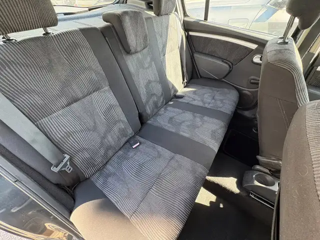 Dacia Sandero view 9