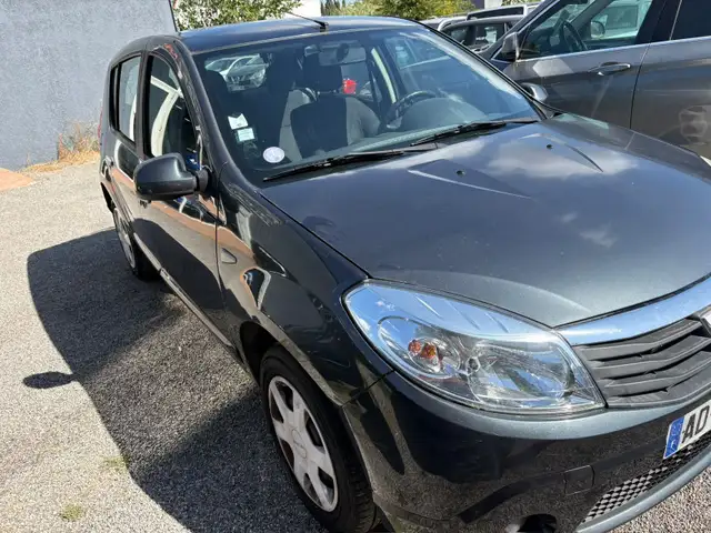 Dacia Sandero view 6