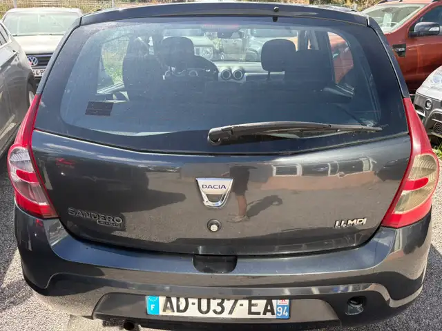 Dacia Sandero view 4