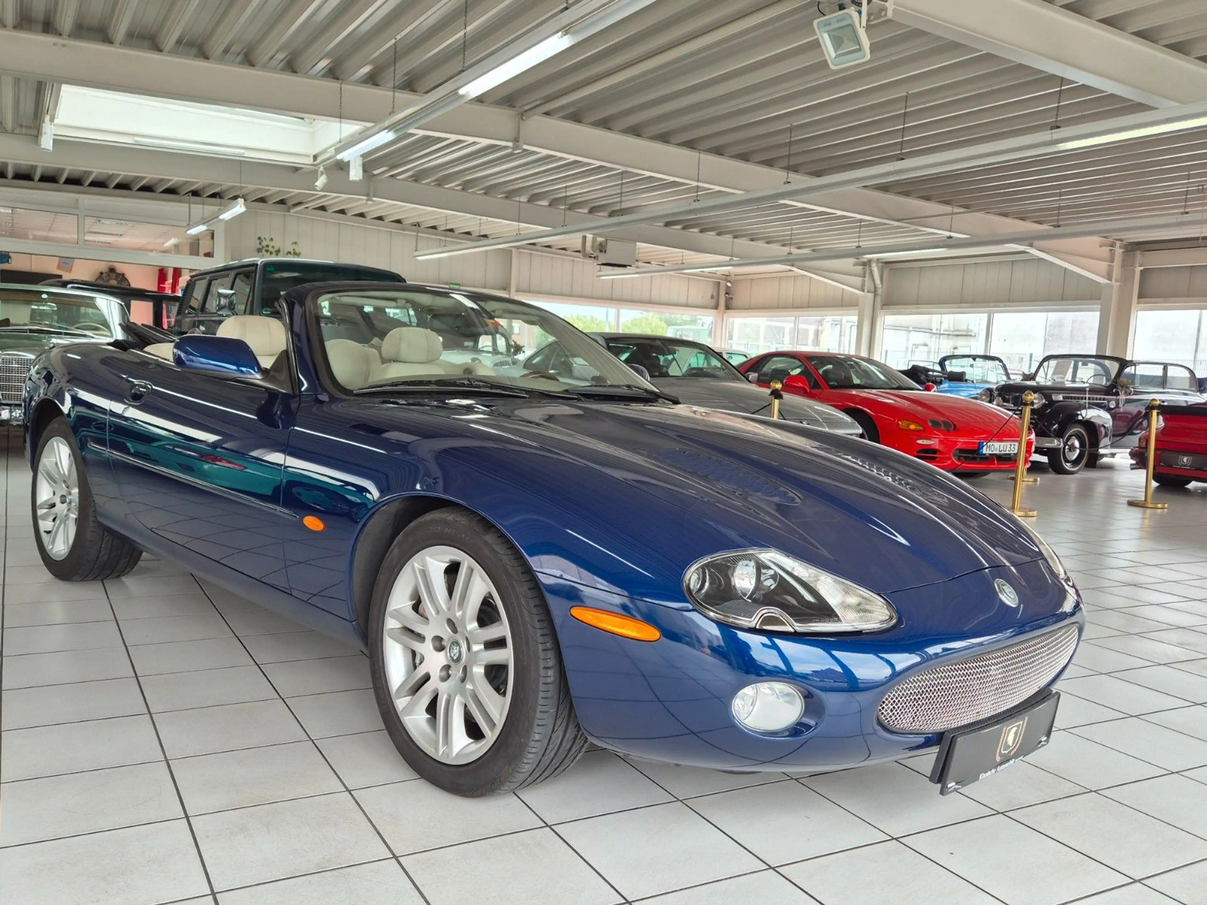 Jaguar XKR Cabrio/Facelift/Traum Farbgebung+Bestzustand