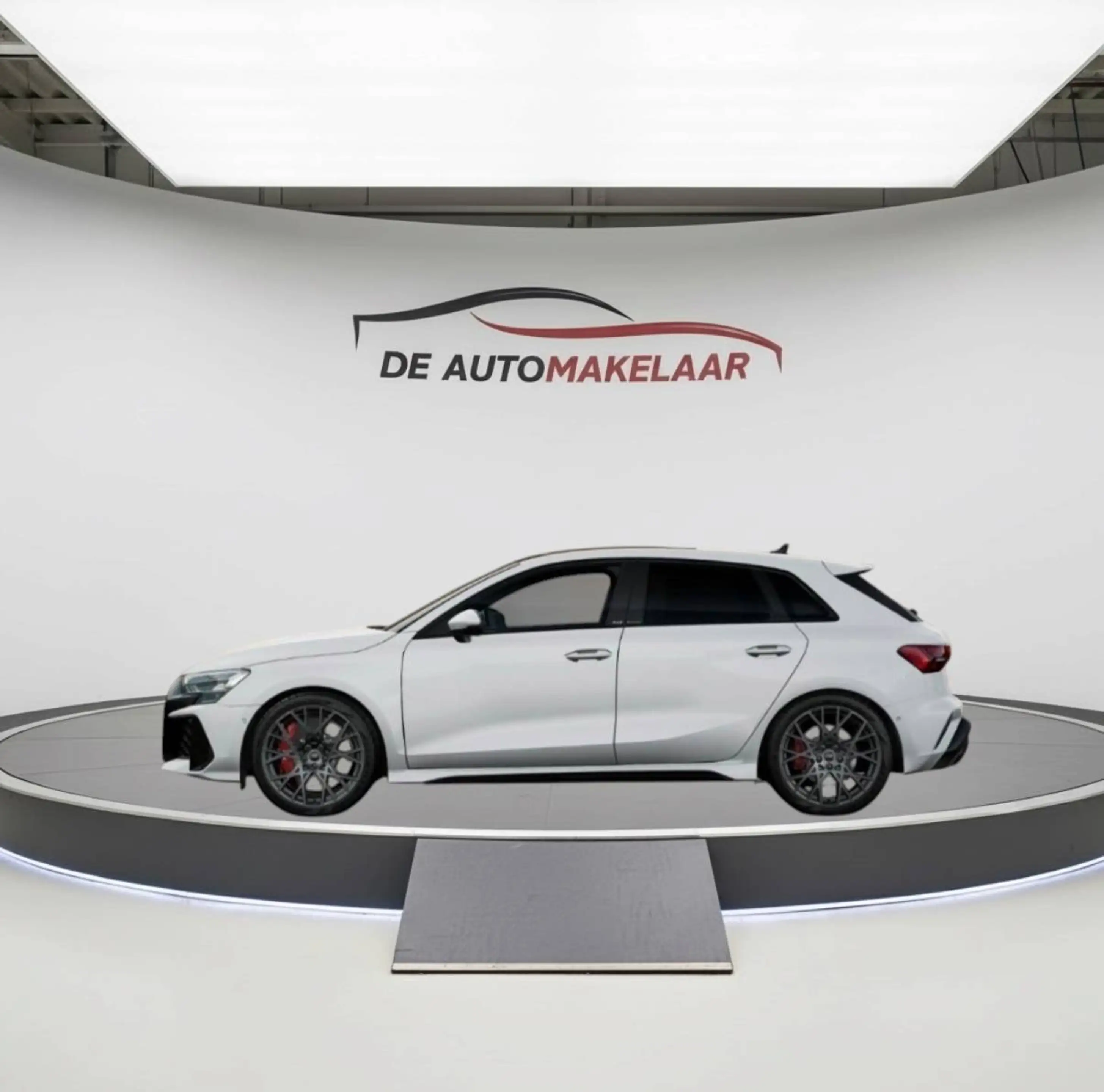 Audi RS3 IMPORT 900€ P/M Renting & halalfinanciering mogelijk — photo 3