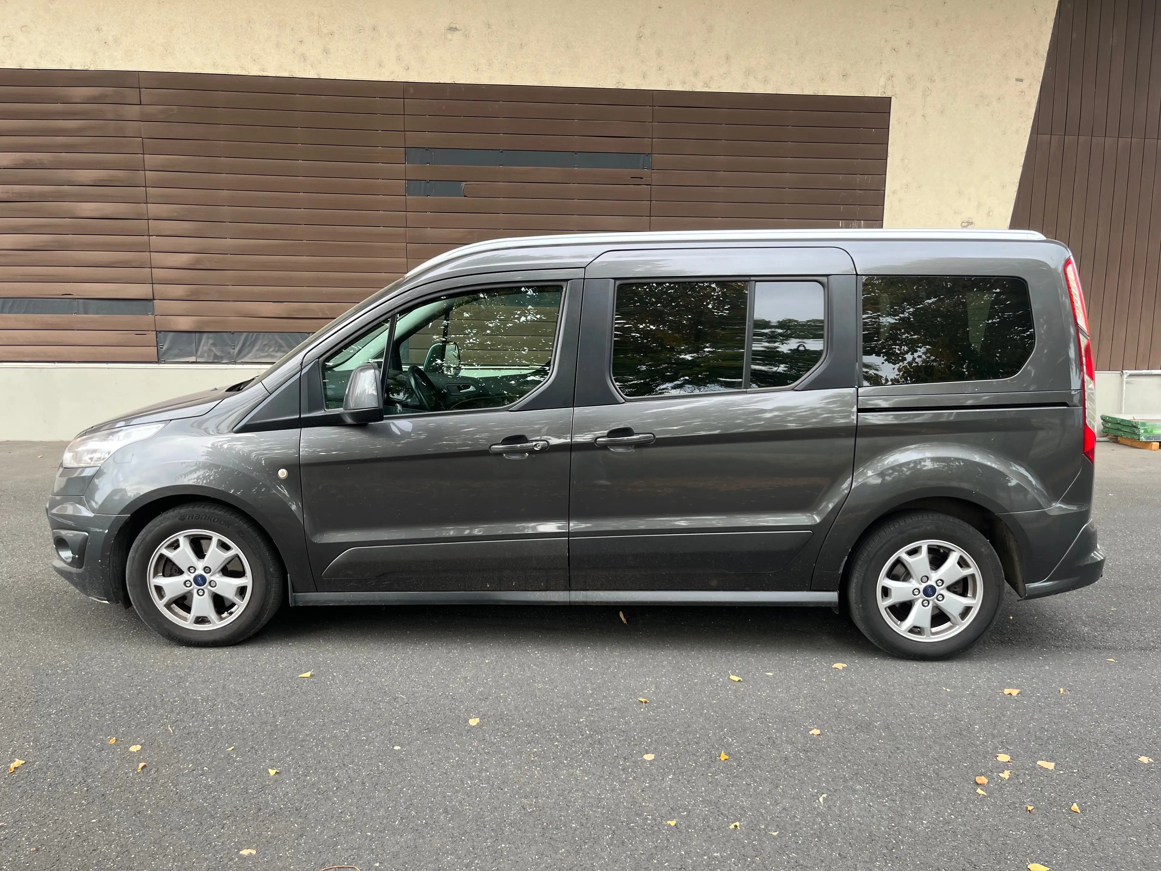 Ford Tourneo Connect Grand Tourneo Connect 1.5 TDCi Start/Stop Trend — photo 6