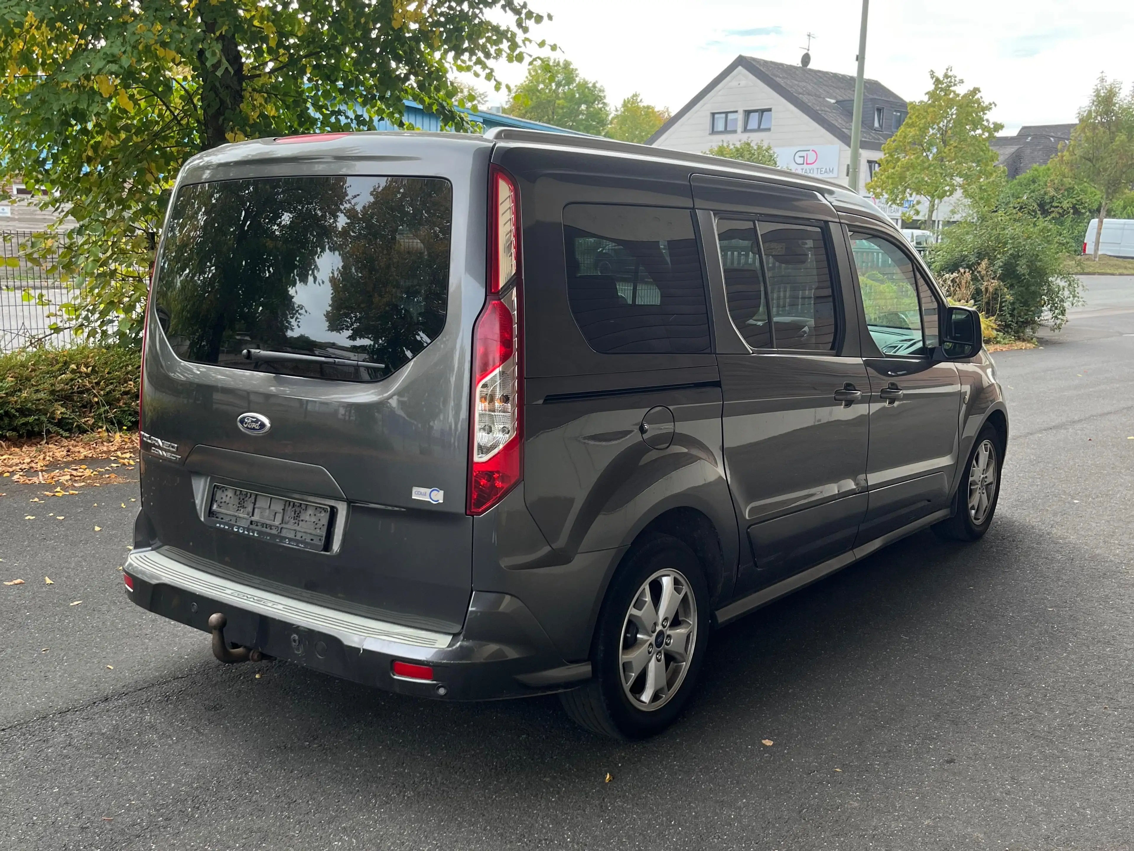 Ford Tourneo Connect Grand Tourneo Connect 1.5 TDCi Start/Stop Trend — photo 4