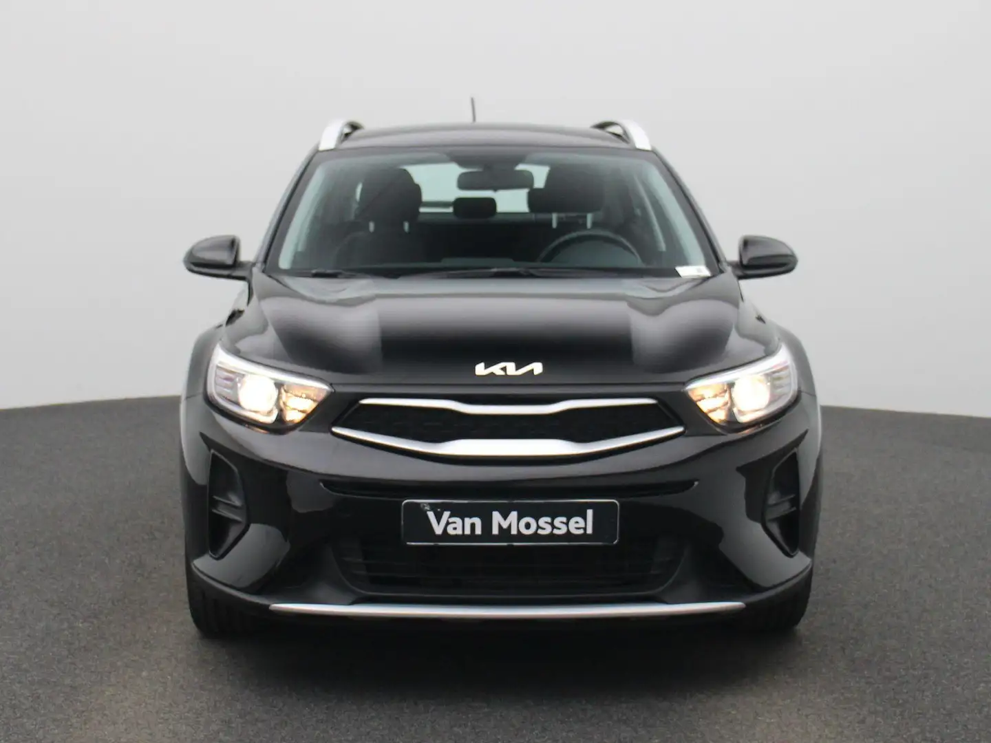 Kia Stonic 1.0T 100pk 6MT Urban Edition - CarPlay - Airco - P Zwart - 2