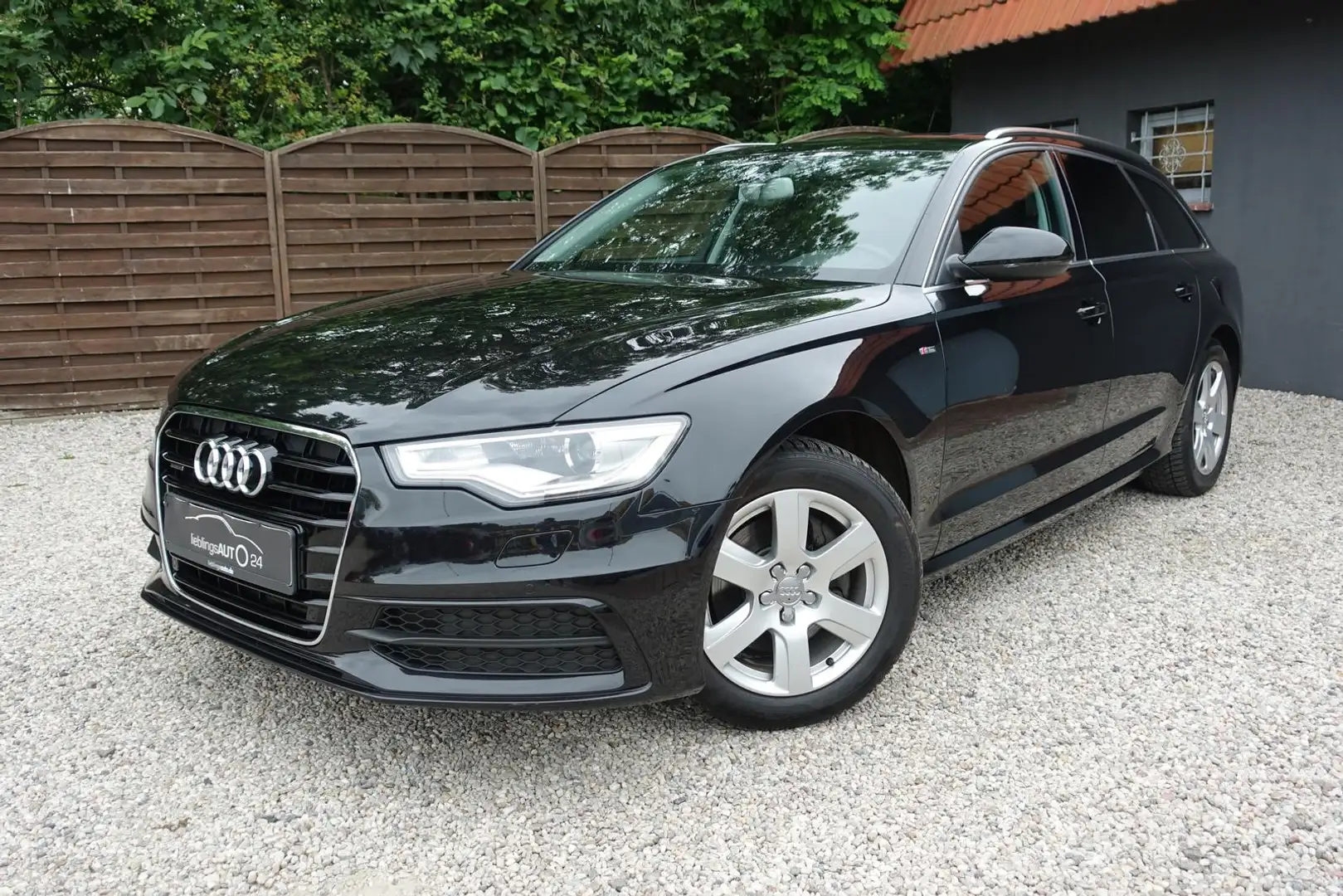 Audi A6 3.0 TDI quattro Navi S-Line Pano Xenon Navi Schwarz - 1