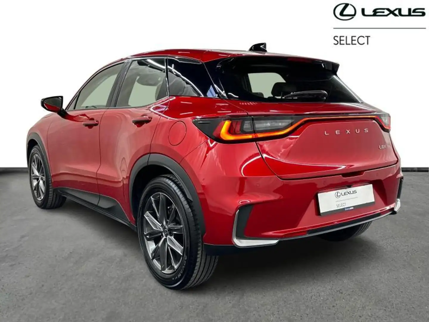 Lexus LBX Elegant Rouge - 2