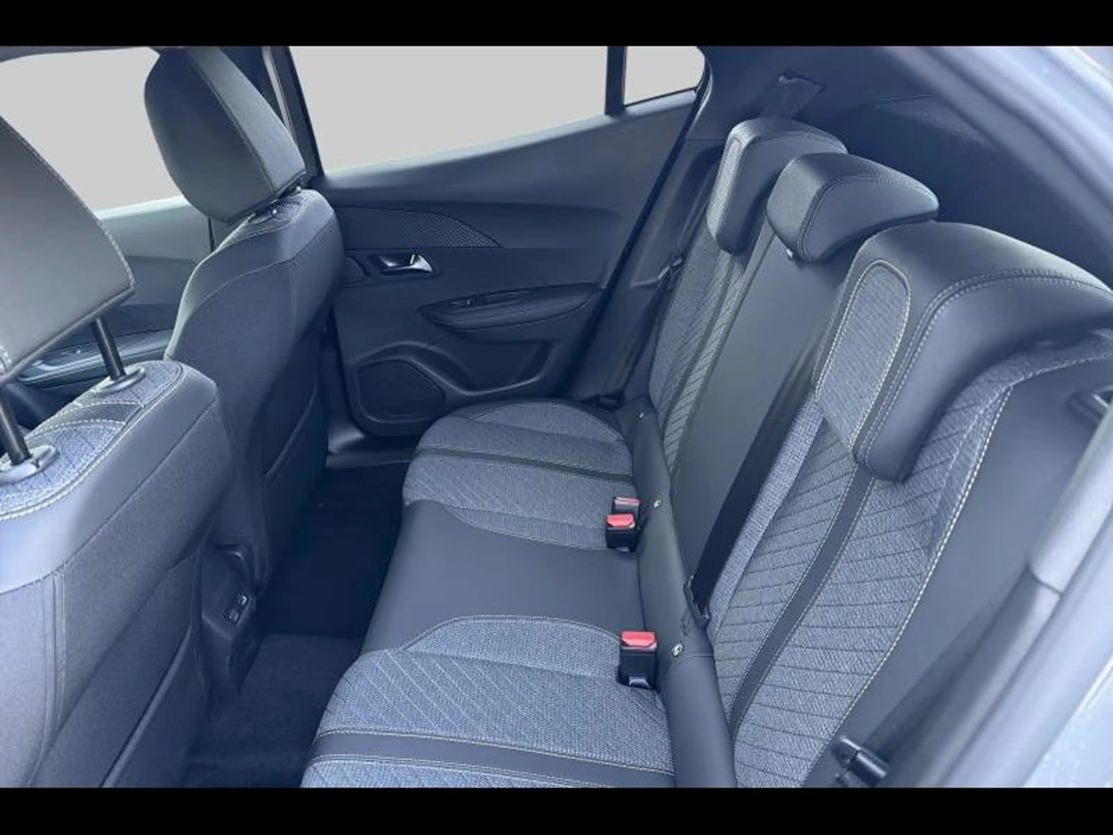 Peugeot 2008 Allure.DIRECTIEWAGEN — photo 14