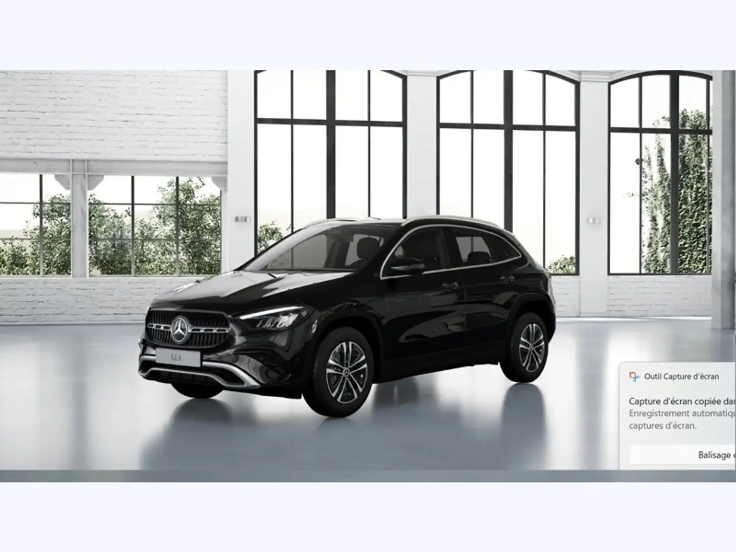 Mercedes-Benz GLA 180 180 Style Edition Černá - 1