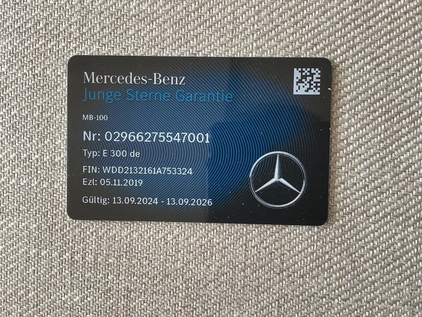 Mercedes-Benz E 300 E 300 Premium Plus Grijs - 2
