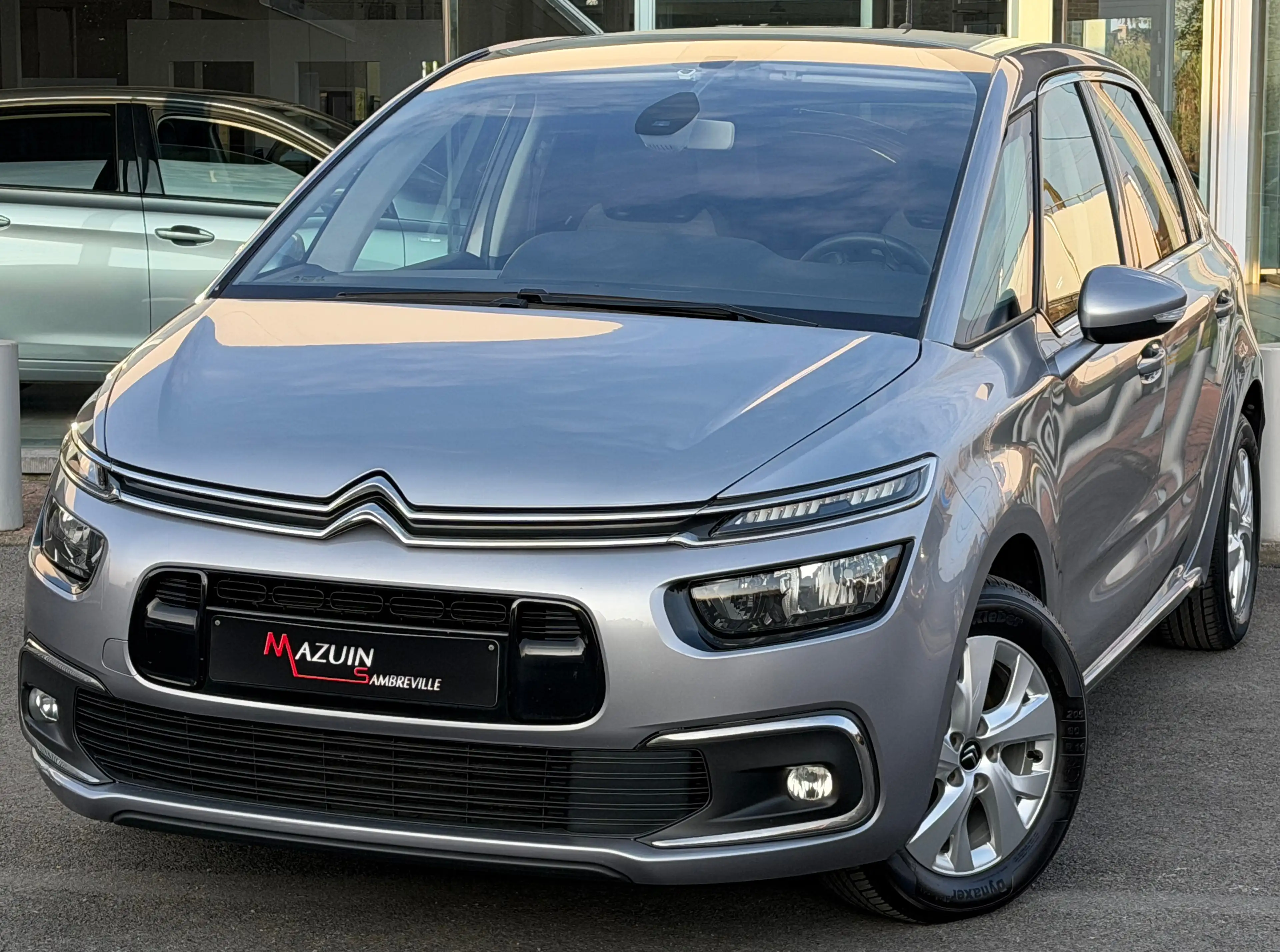 Citroen C4 SpaceTourer 1.2 Essence * Carnet Complet * Marchand/Export *