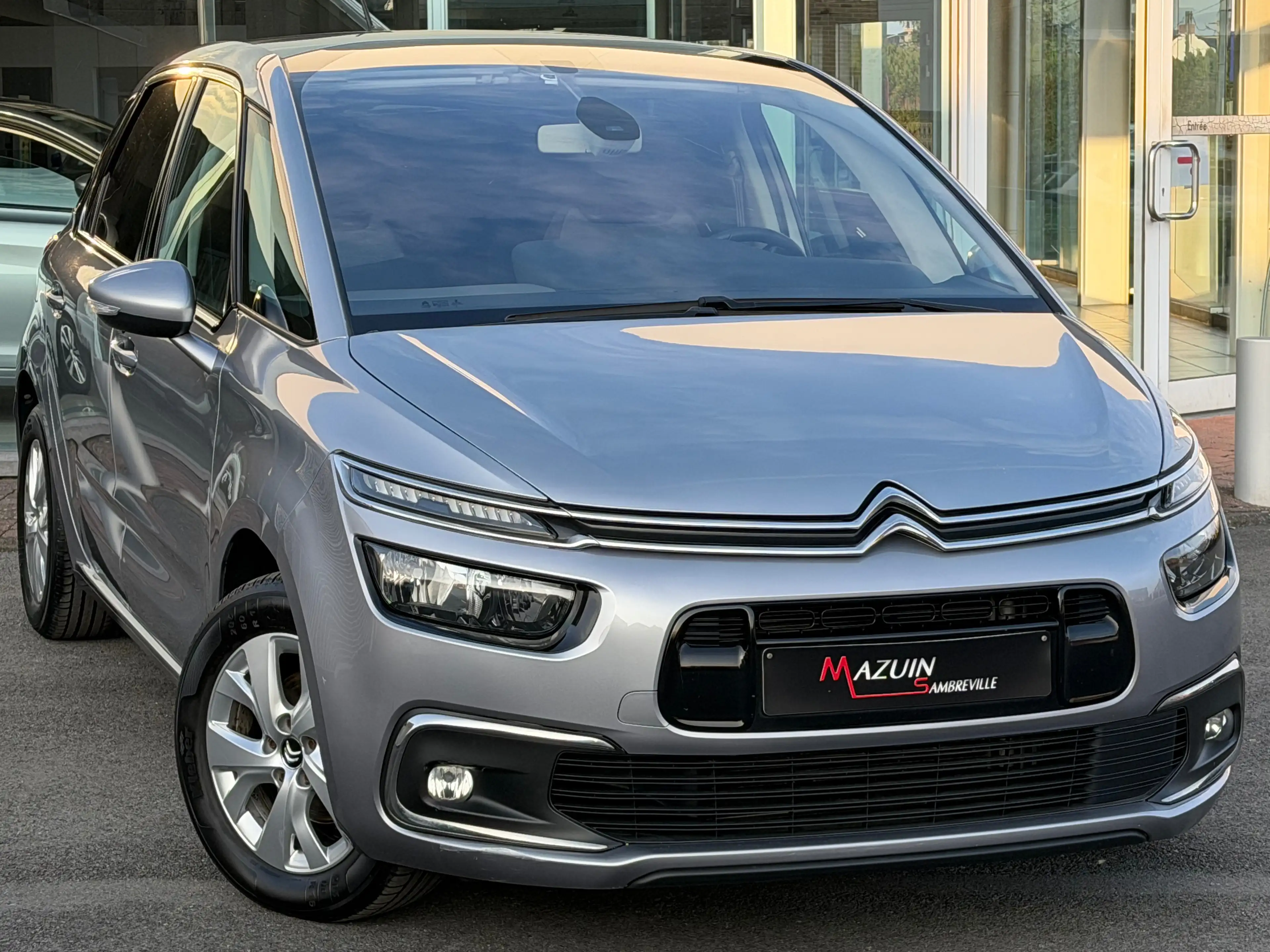 Citroen C4 SpaceTourer 1.2 Essence * Carnet Complet * Marchand/Export * — photo 3