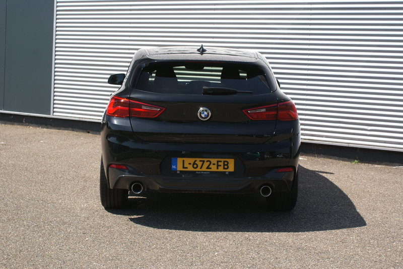 BMW X2 SDrive20i | M Pakket | Head Up | Sfeer verlichting — photo 11