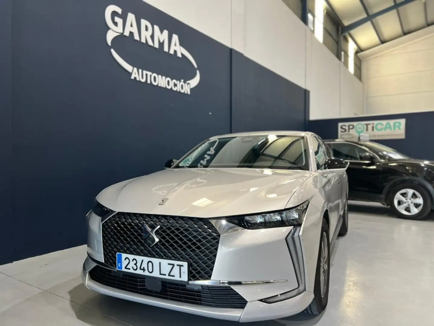 DS Automobiles DS 4 BlueHDi Bastille Aut. 130 Beige - 1