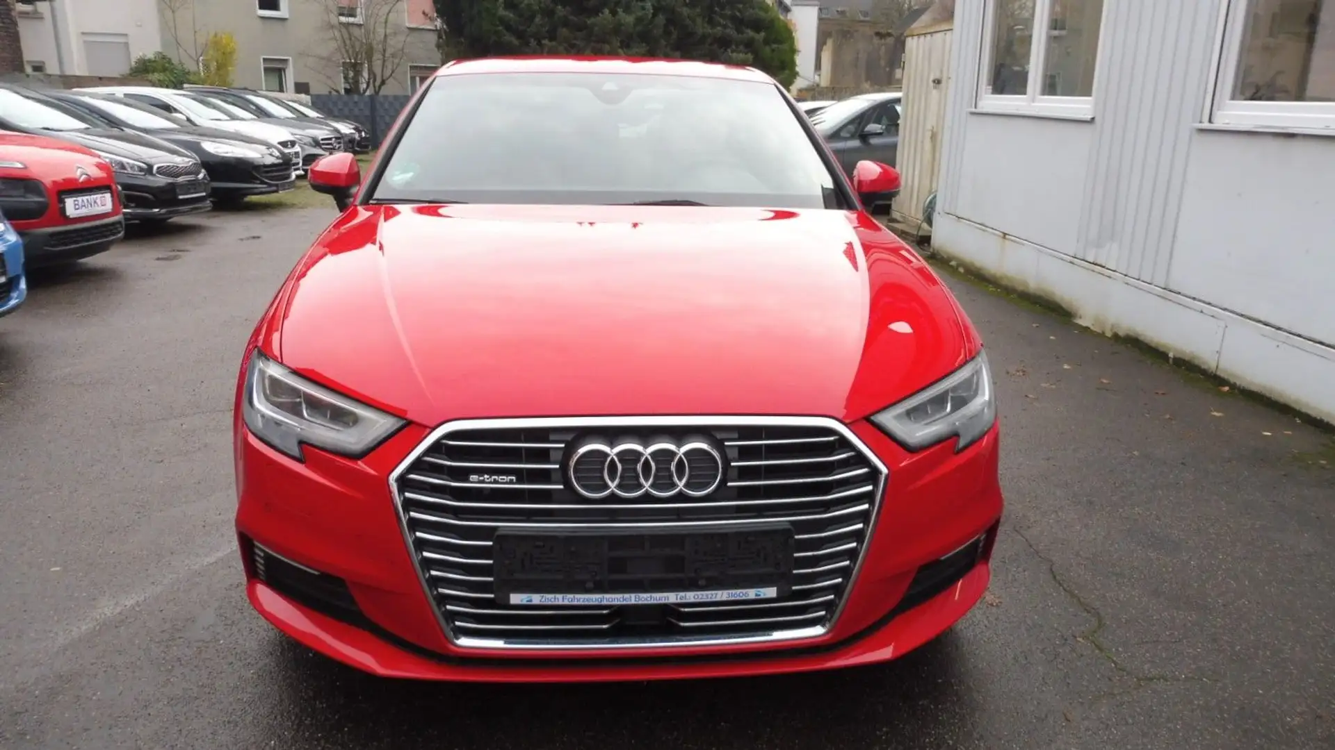 Audi A3 Sportback e-tron sport Rot - 2