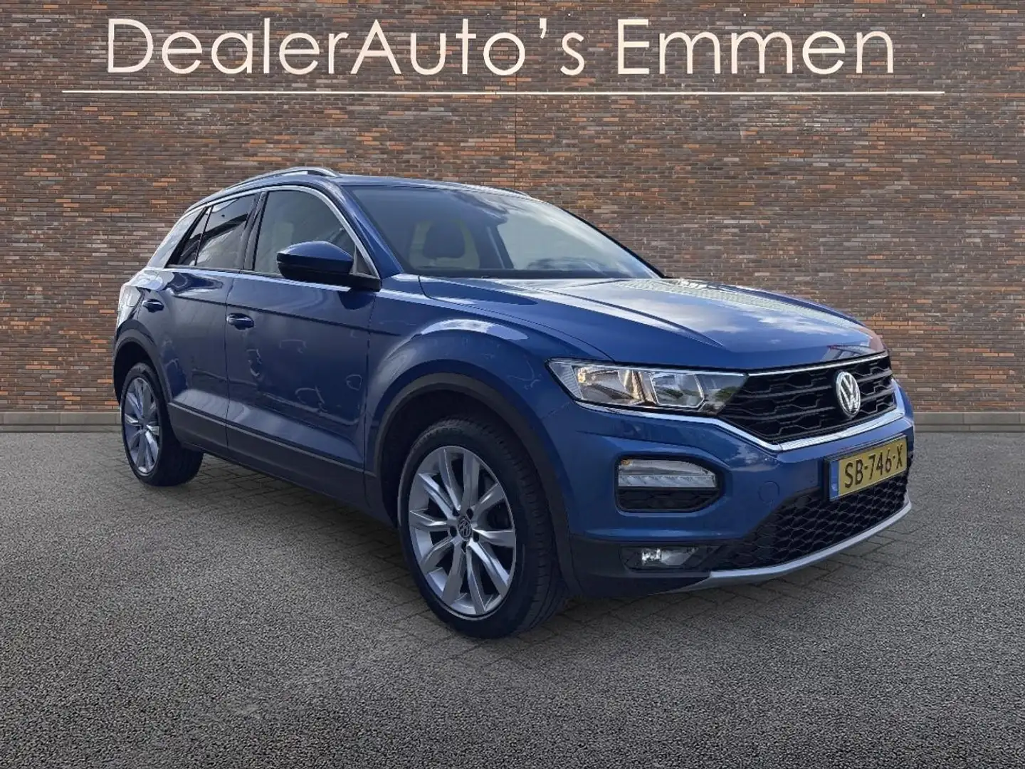 Volkswagen T-Roc 1.0 TSI ECC LM VELGEN NAVIGATIE TREKHAAK Modrá - 1